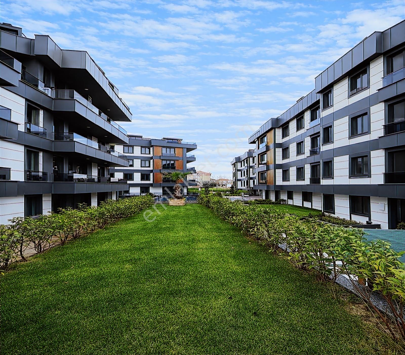 Beylikdüzü'nde Full Site Konseptinde Geniş M2 Fırsat Daire - Görsel 11