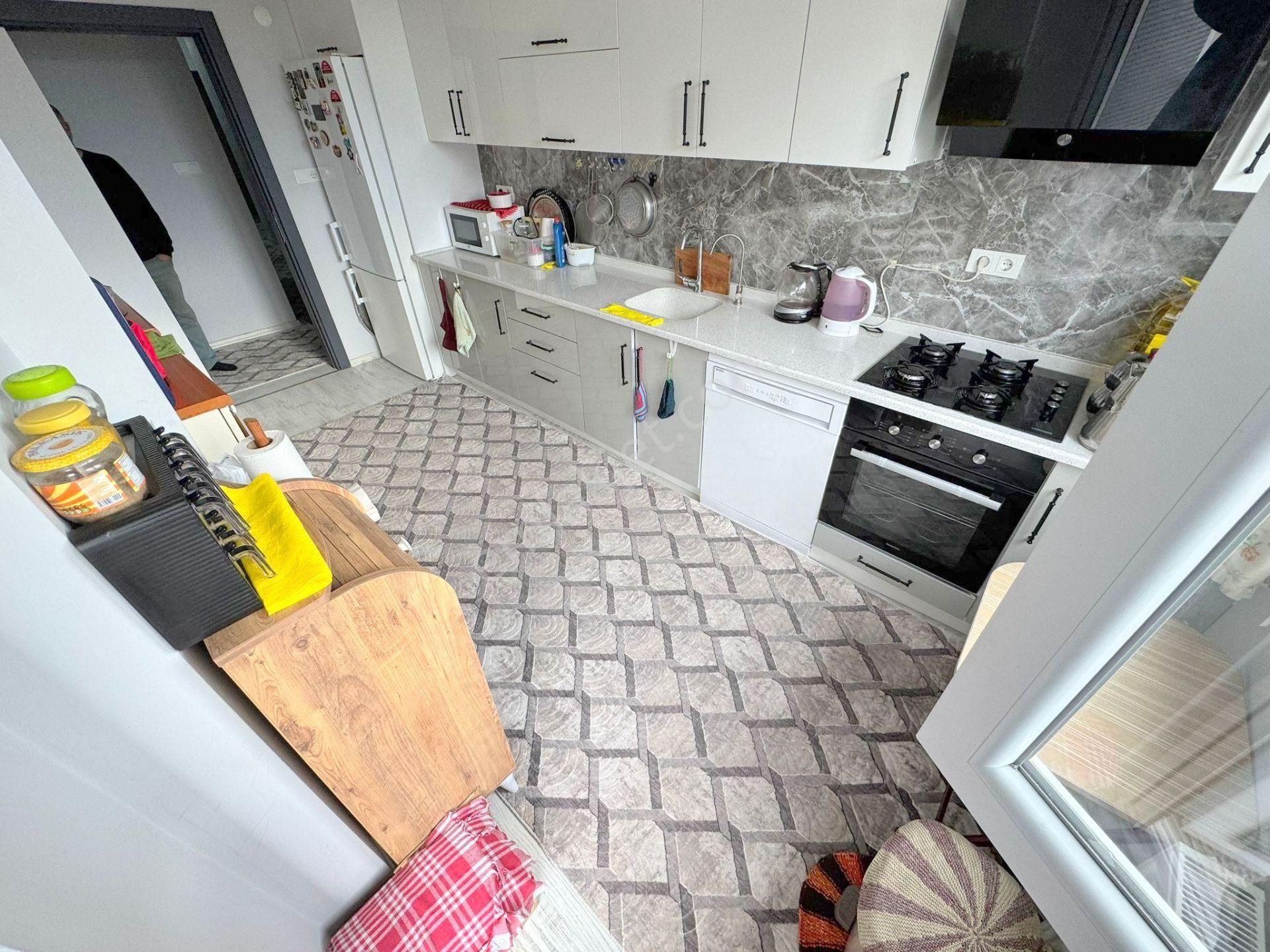 ▇tek Yetkili! Tuzcumuratta Ebeveyn Banyolu Ön Cephe 3+1 Daire - Görsel 13