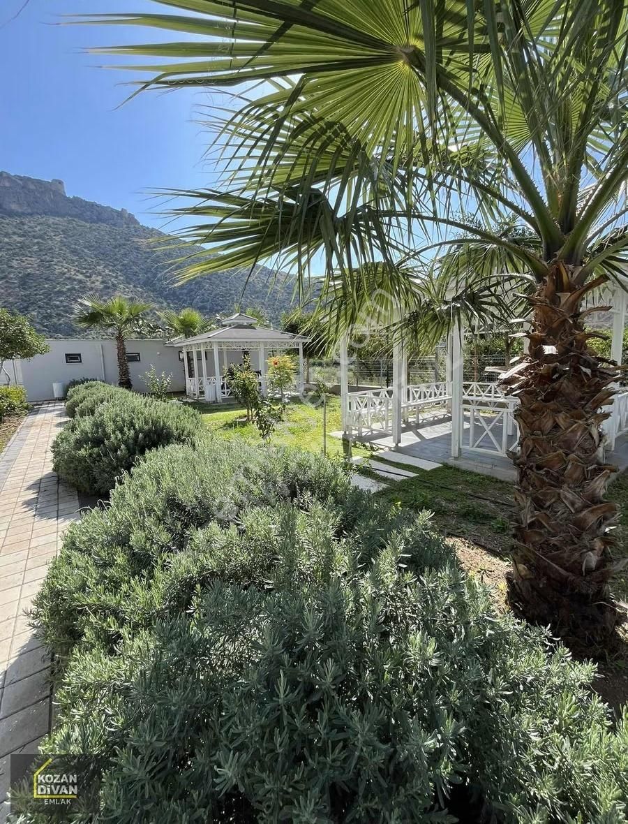 Kozan Divan Emlak'tan Diva Rezidans'ta Temiz 2+1