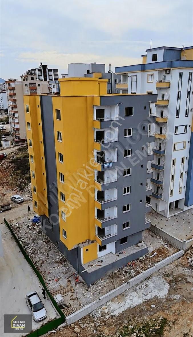 Kozan Divan Emlak'tan Üniversiteye Komşu 1+1