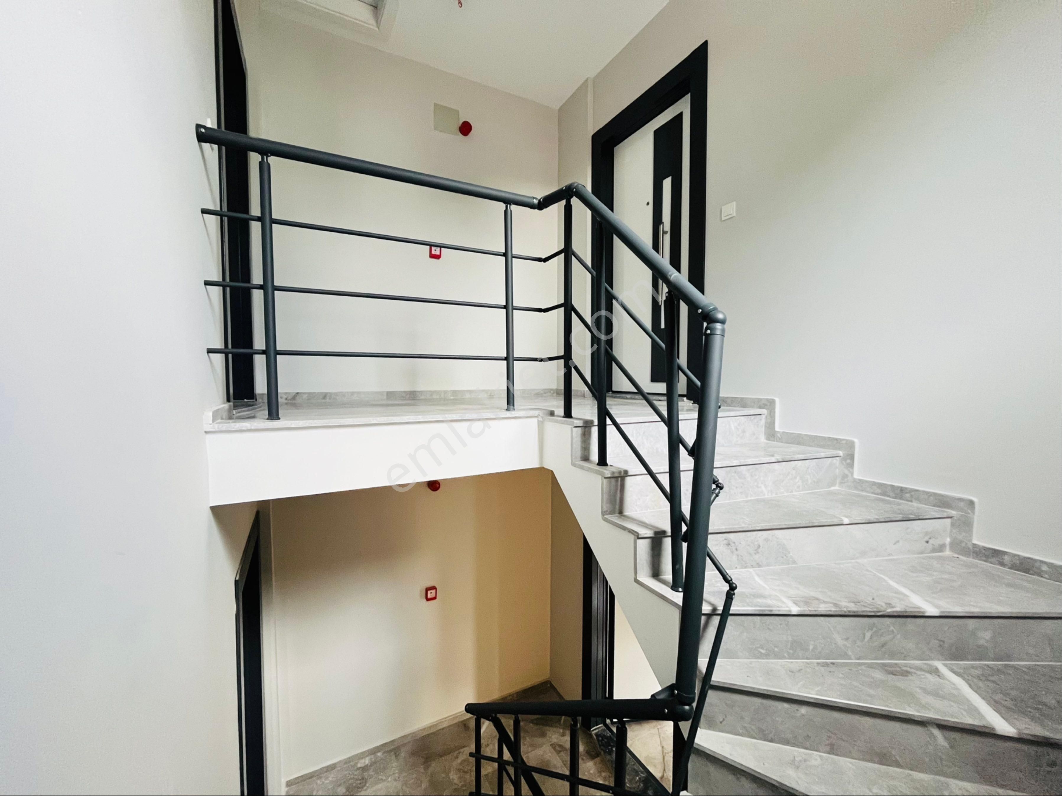 Güre Köy Meydanın Da Kazdağları Eteklerinde 1+1 2+1 Uygun Lüx Sıfır Daire - Görsel 24