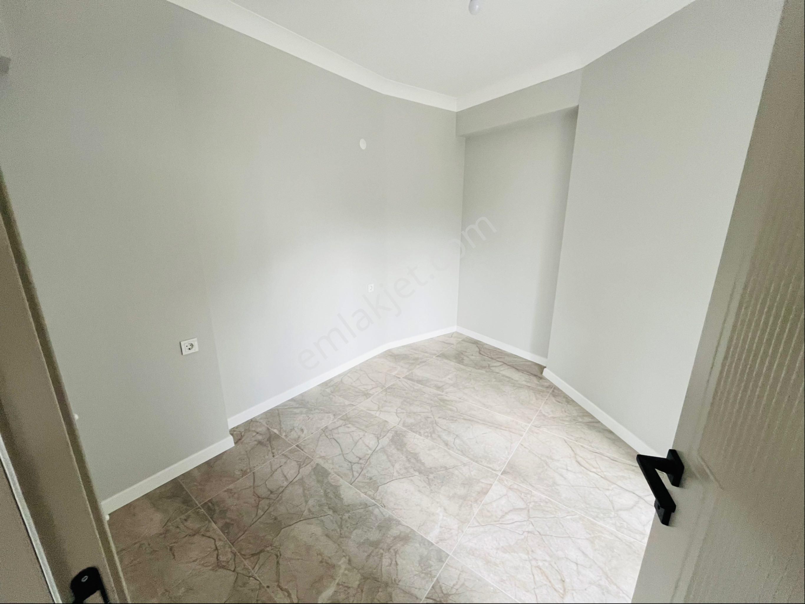 Güre Köy Meydanın Da Kazdağları Eteklerinde 1+1 2+1 Uygun Lüx Sıfır Daire - Görsel 8
