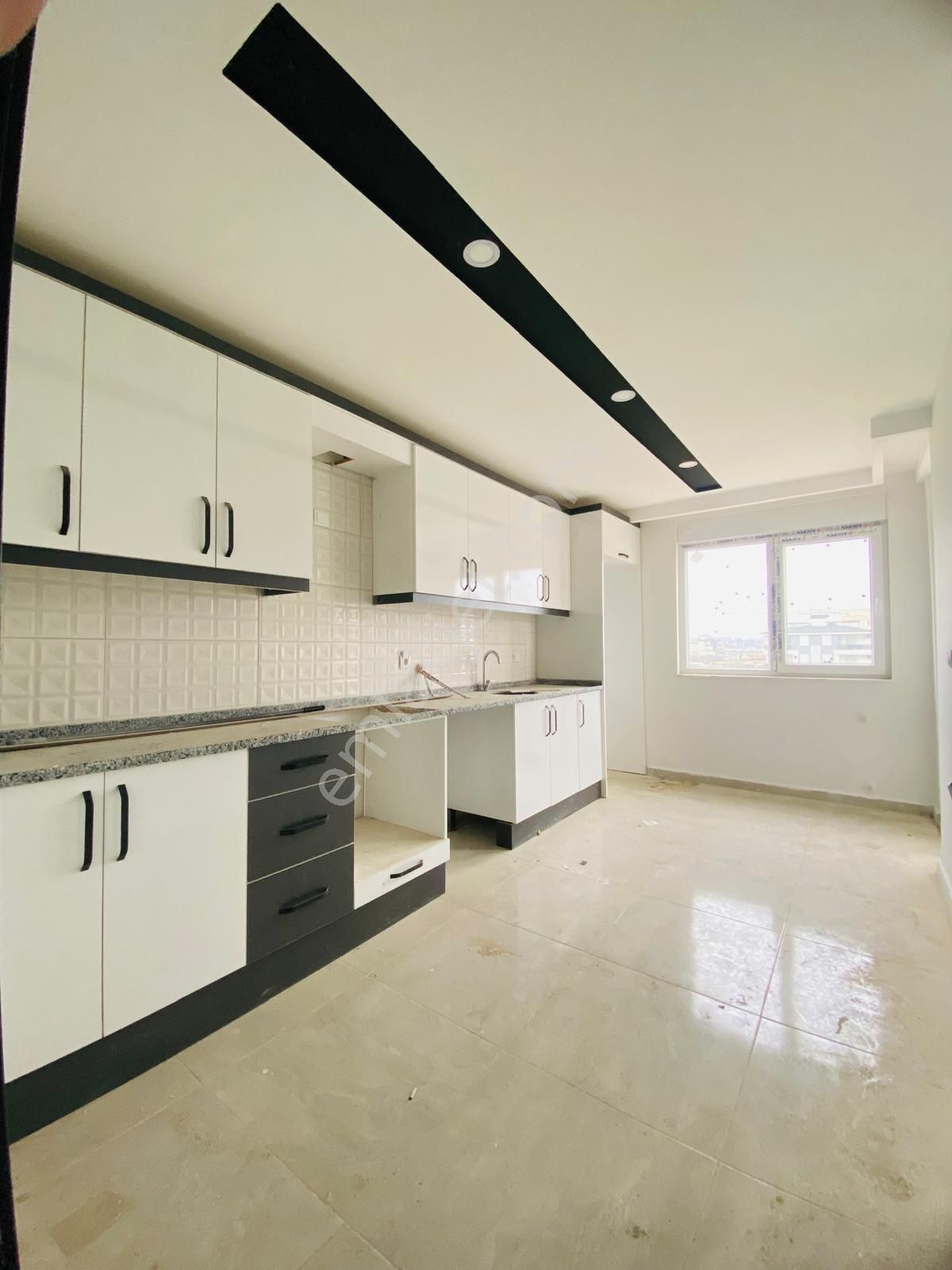 Geniş Kullanışlı Ebeveyn Banyolu Sıfır 4+1 Dubleks - Görsel 4