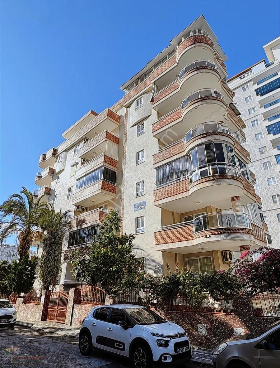 Mahmutlar Görgülü Apartmanı 2+1 Eşyalı Daire