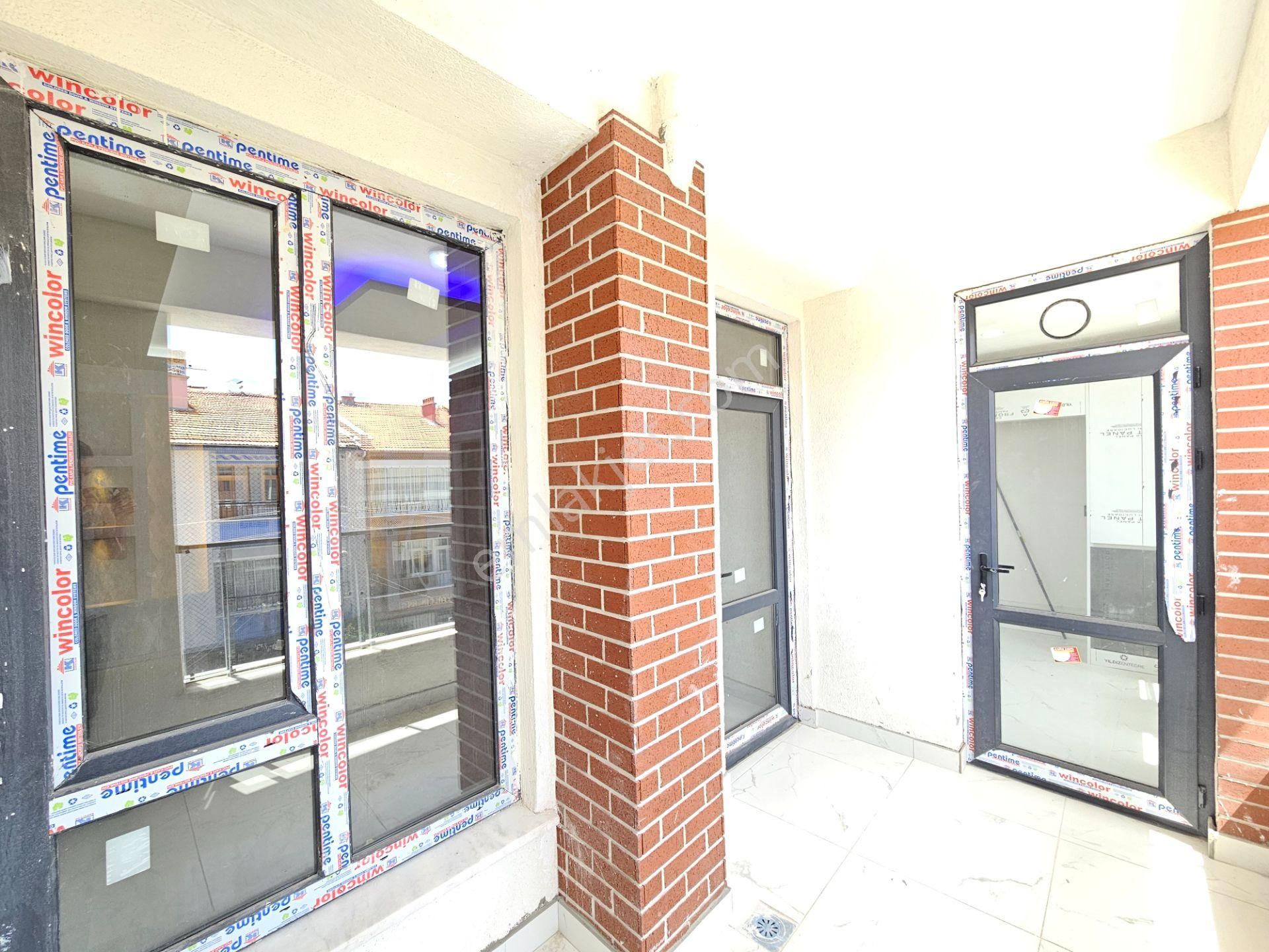 Aydınlık Evlerde Tüğbek Çarşısına Yakın 4+1 Lüx Geniş Arakat Sıfır Daire - Görsel 14