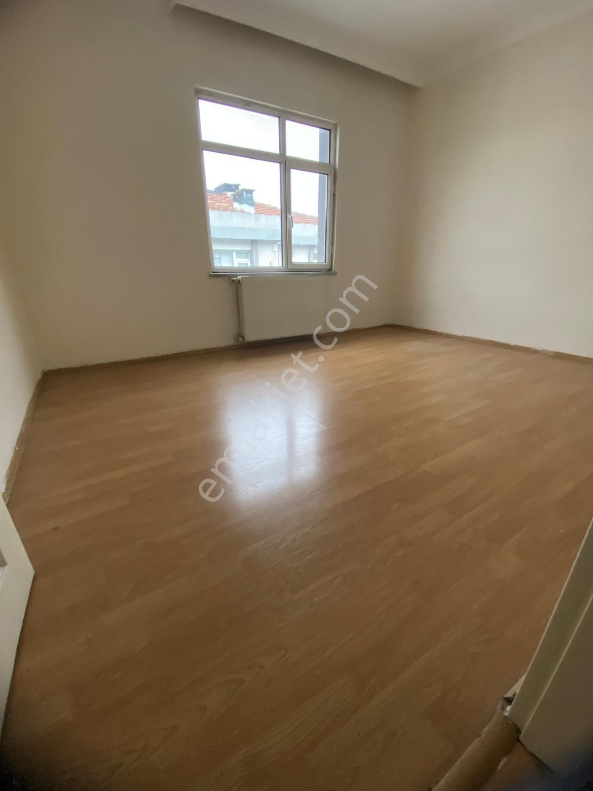 Yavuztürk Mahallesinde Site İçerisinde Geniş Kiralık 2+1 Daire - Görsel 9
