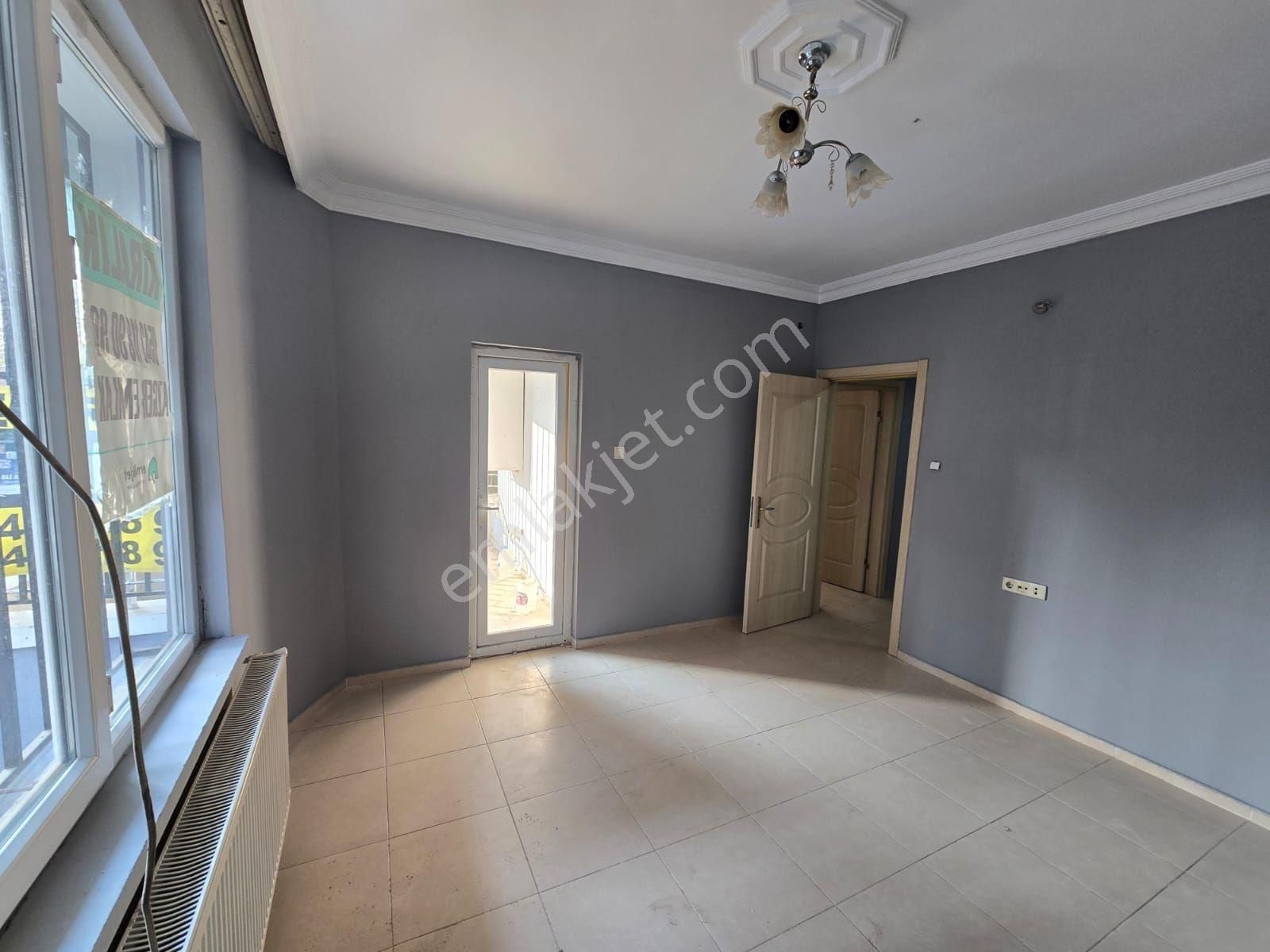 Azger Emlaktan 2+1 Yüksek Giriş - Görsel 18