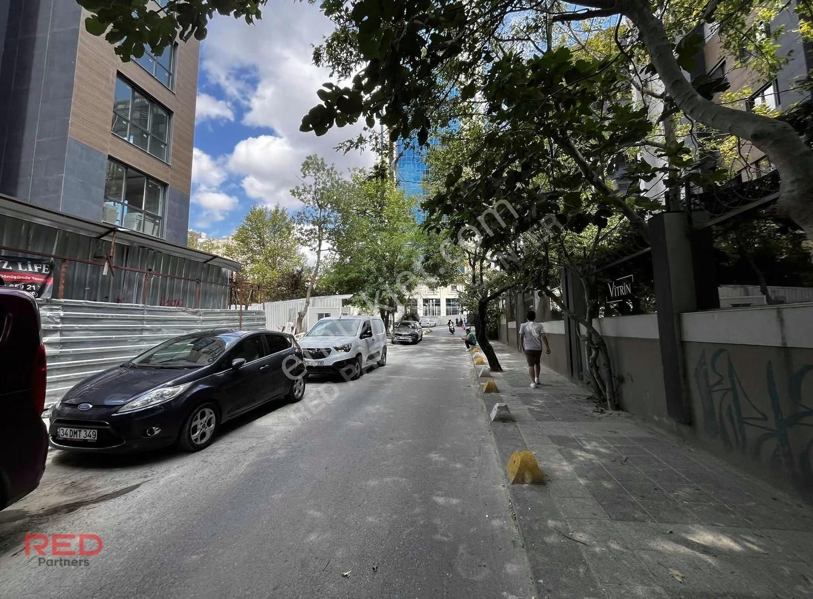 Kozyatağı Metroya 2 Dakika 2+1 Deniz Manzaralı Sıfır Daire - Görsel 15