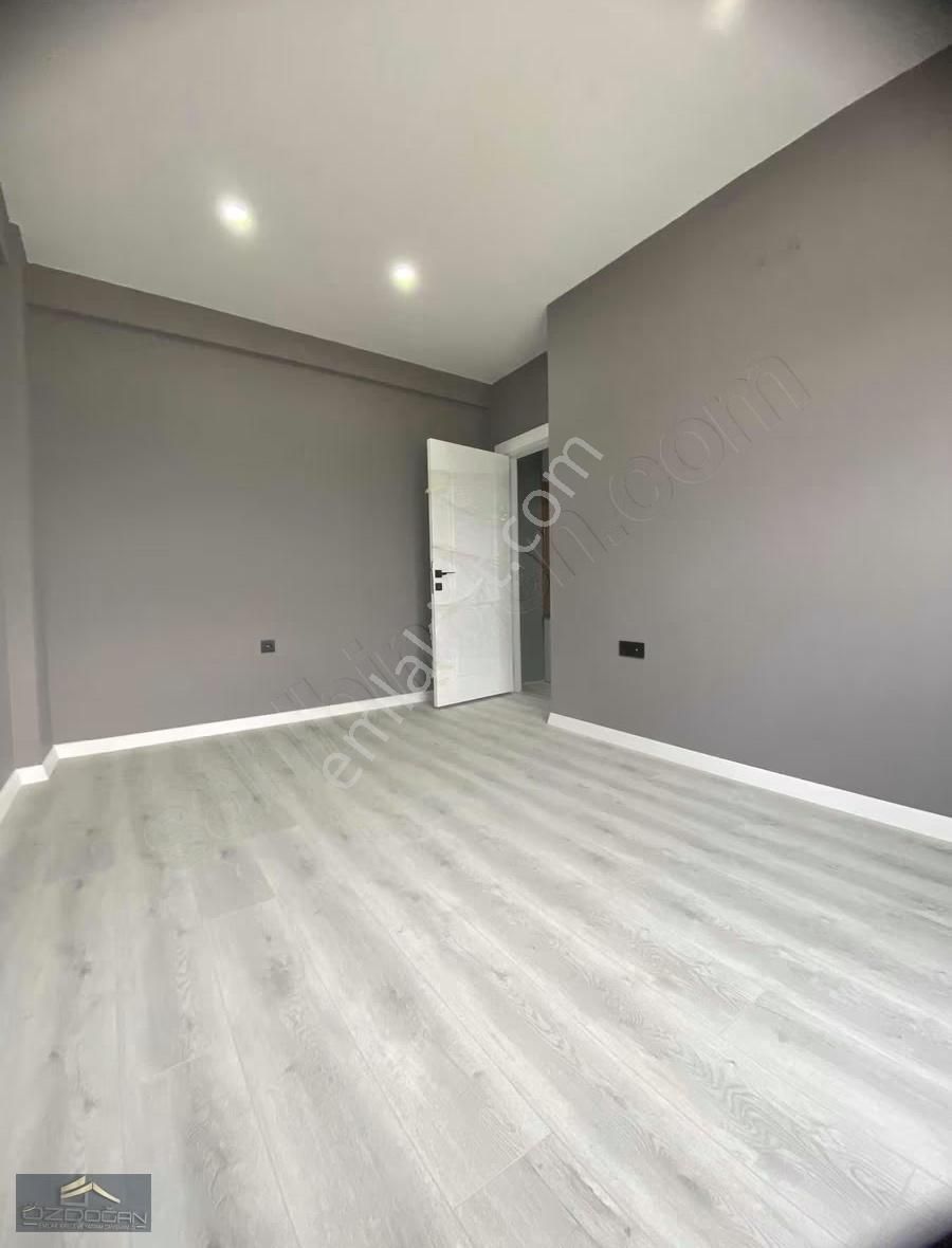 Aktoprak Mahallesinde Havuzlu 2+1 1. Sınıf İşçilikte Daireler - Görsel 15