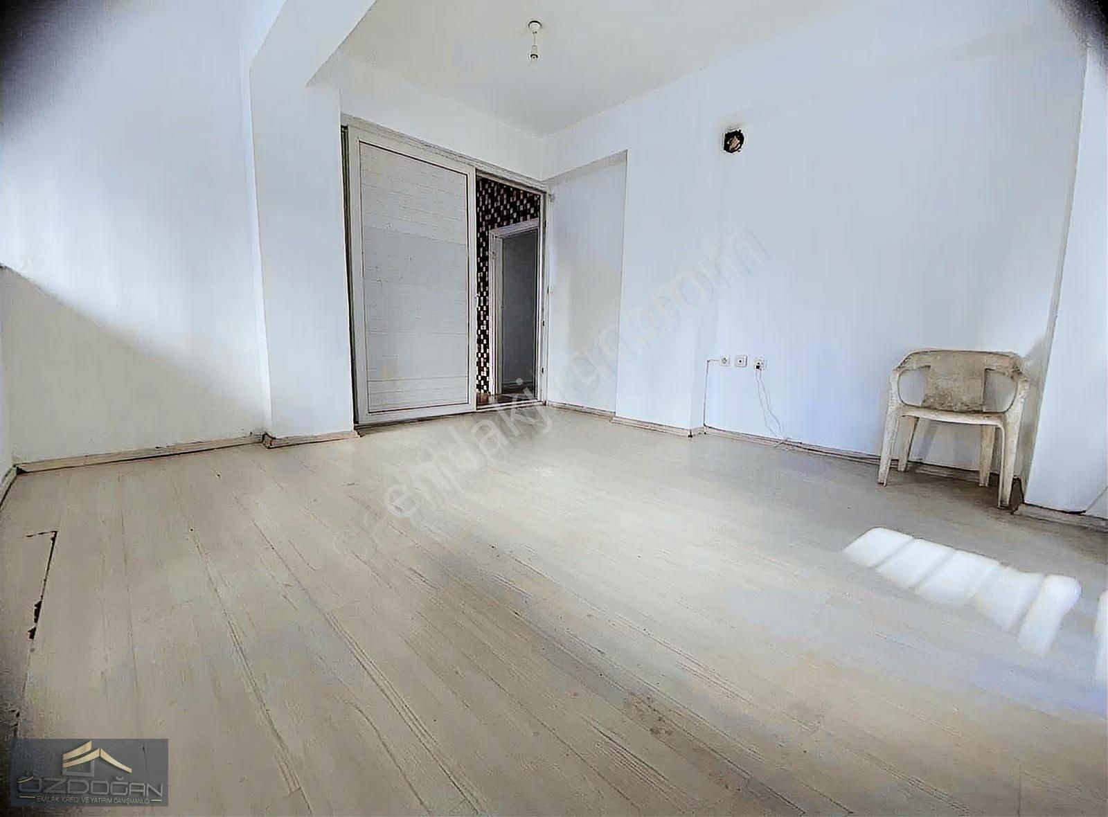 Kuzeyyaka Mahallesinde Oldukça Geniş 2+1 Kiralık Daire - Görsel 11