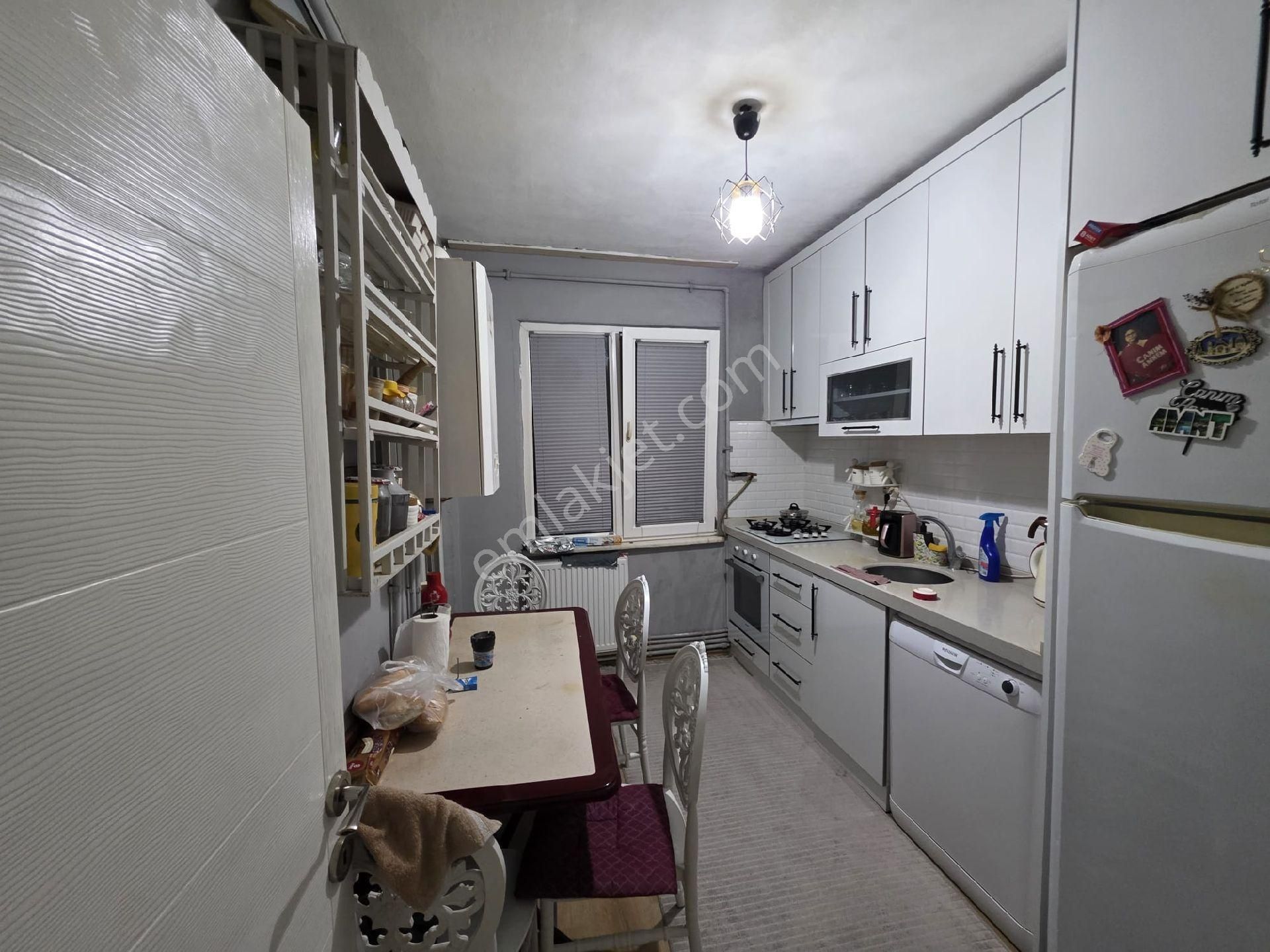 Bursa Emlak Alem-i Çarşı Merkezinde Arakat 2+1 90 M2 Fırsat Daire - Görsel 9