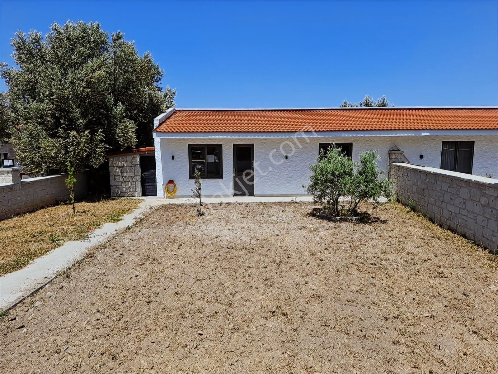 Uzunkuyu'nun Kalbinde, Havuzlu, Müştemilatlı Satılık Lüks Villa - Görsel 30