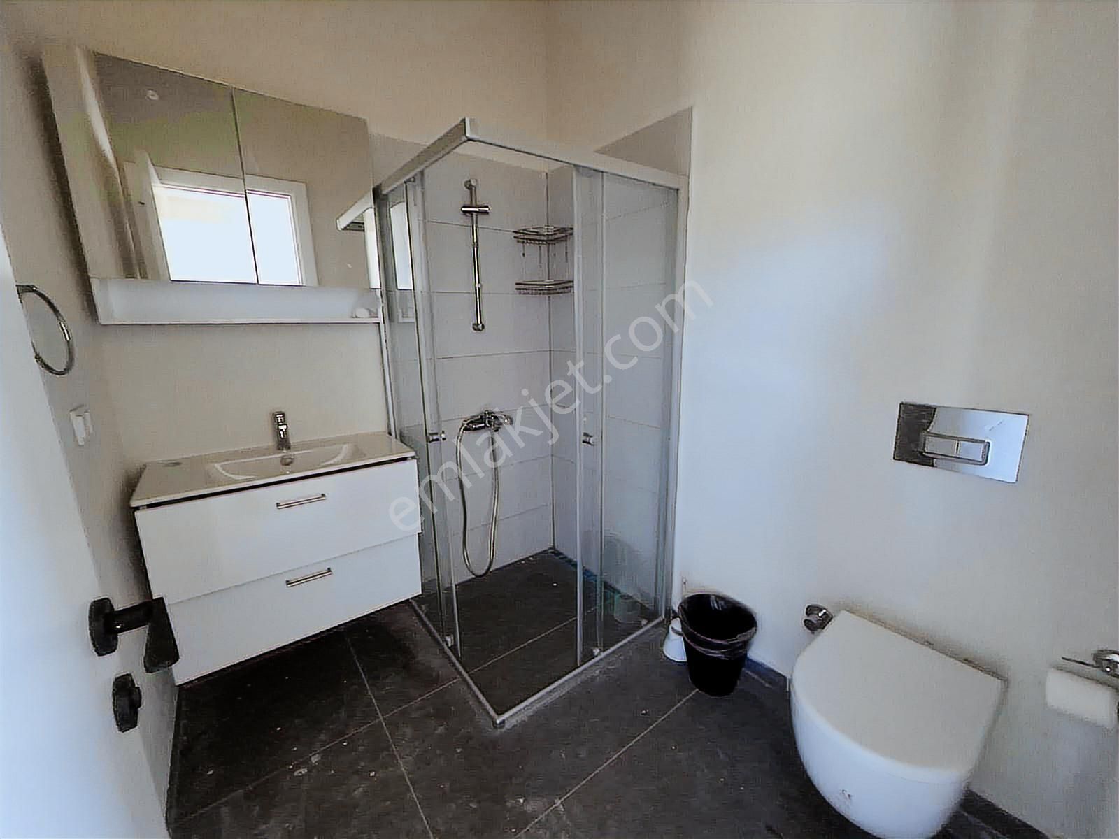 Uzunkuyu'nun Kalbinde, Havuzlu, Müştemilatlı Satılık Lüks Villa - Görsel 17