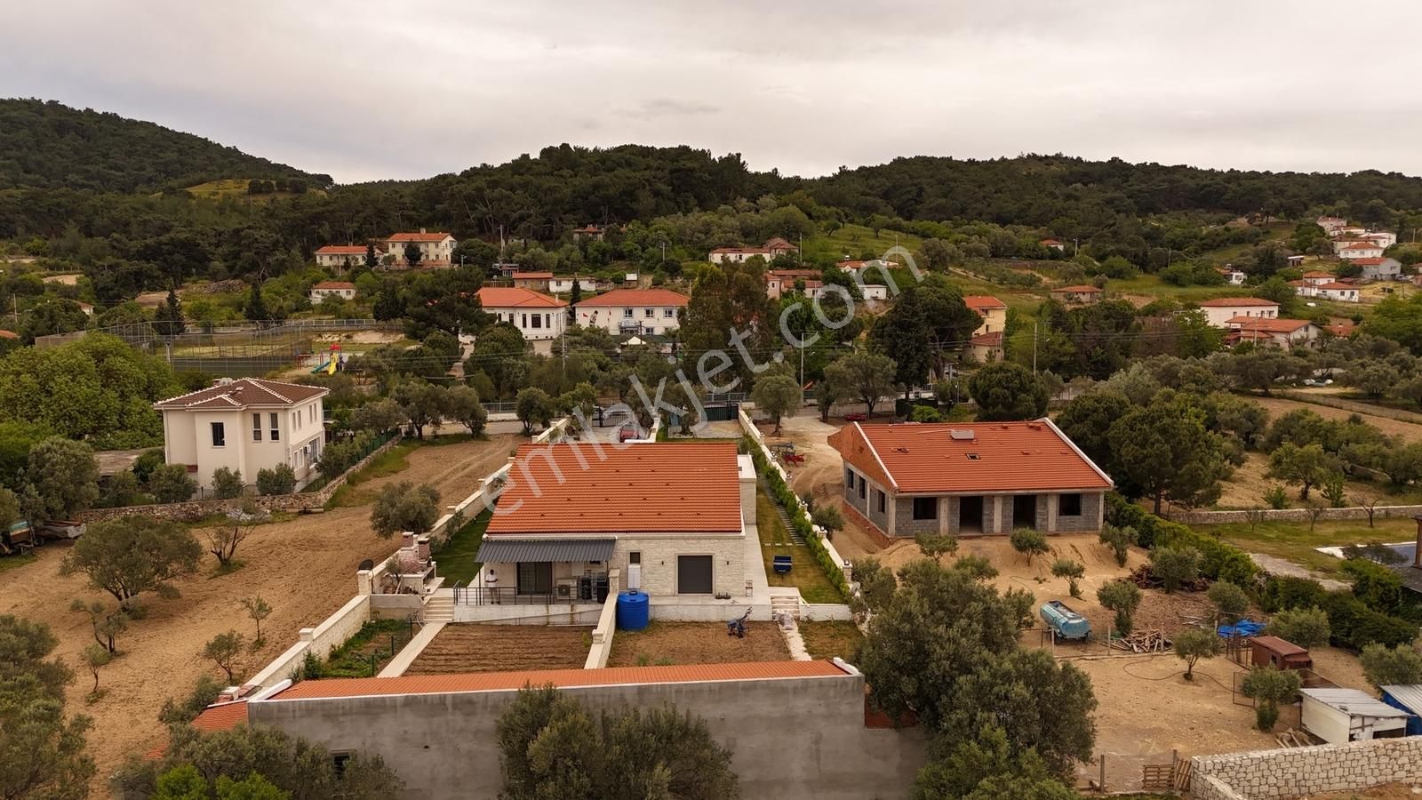 Uzunkuyu'nun Kalbinde, Havuzlu, Müştemilatlı Satılık Lüks Villa - Görsel 26