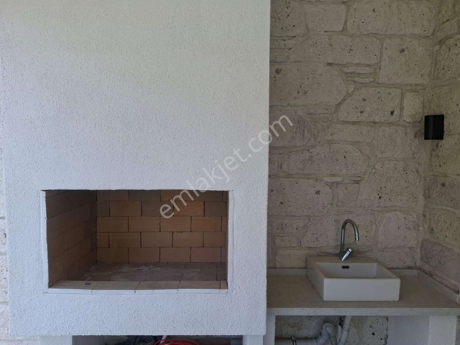 Uzunkuyu'nun Kalbinde, Havuzlu, Müştemilatlı Satılık Lüks Villa - Görsel 7