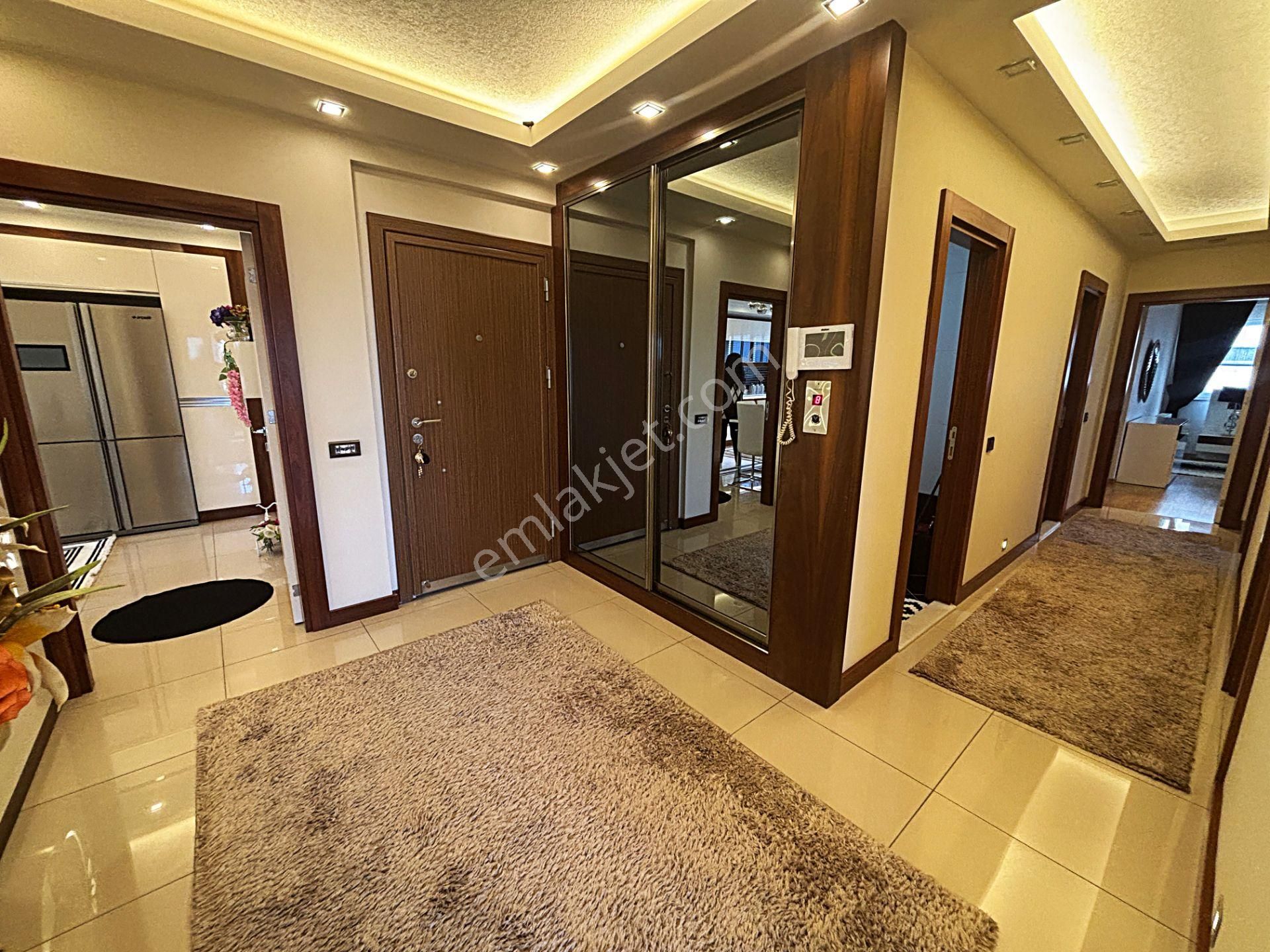 Full Donanımlı Elit Ve Prestijli Site İçi Arakat 3+1 - Görsel 14