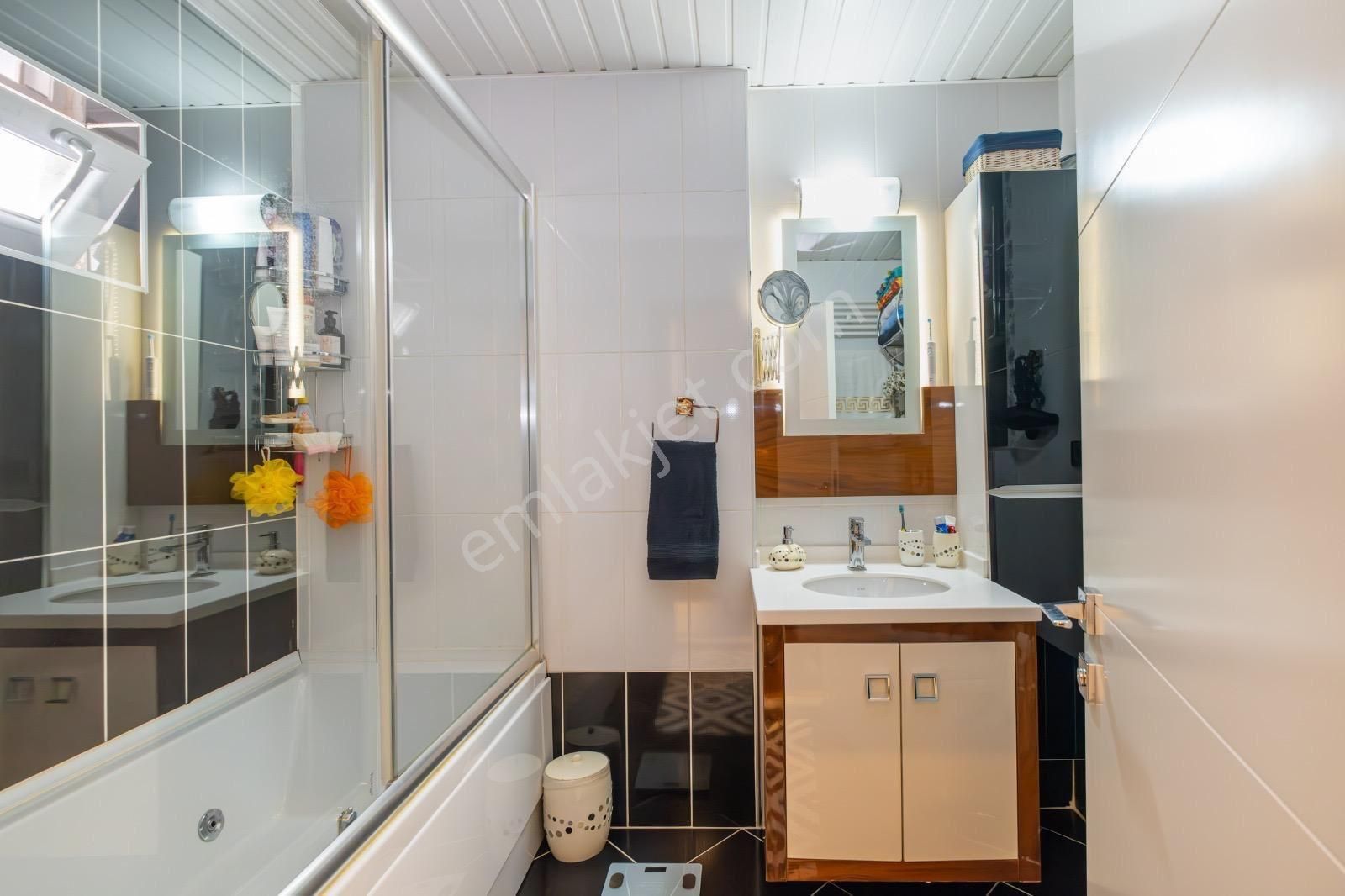 Full Donanımlı Elit Ve Prestijli Site İçi Arakat 3+1 - Görsel 30