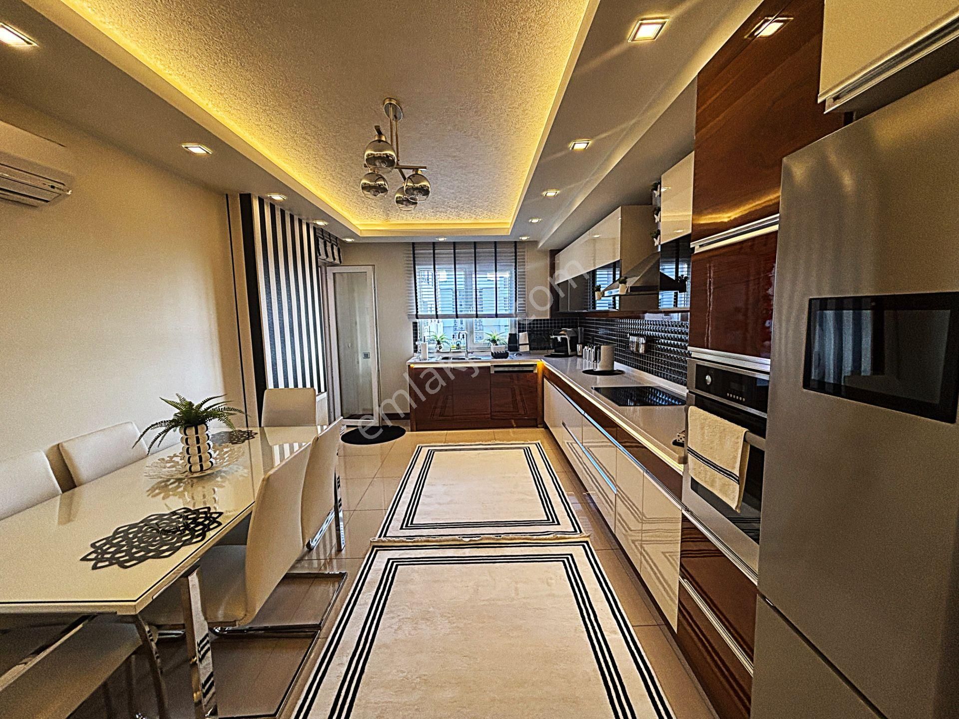 Full Donanımlı Elit Ve Prestijli Site İçi Arakat 3+1 - Görsel 4