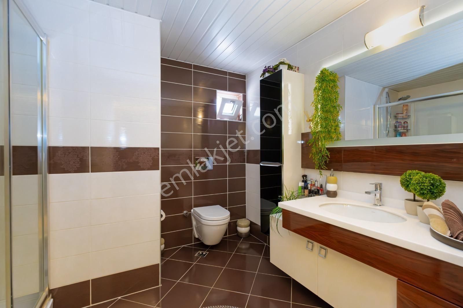 Full Donanımlı Elit Ve Prestijli Site İçi Arakat 3+1 - Görsel 14