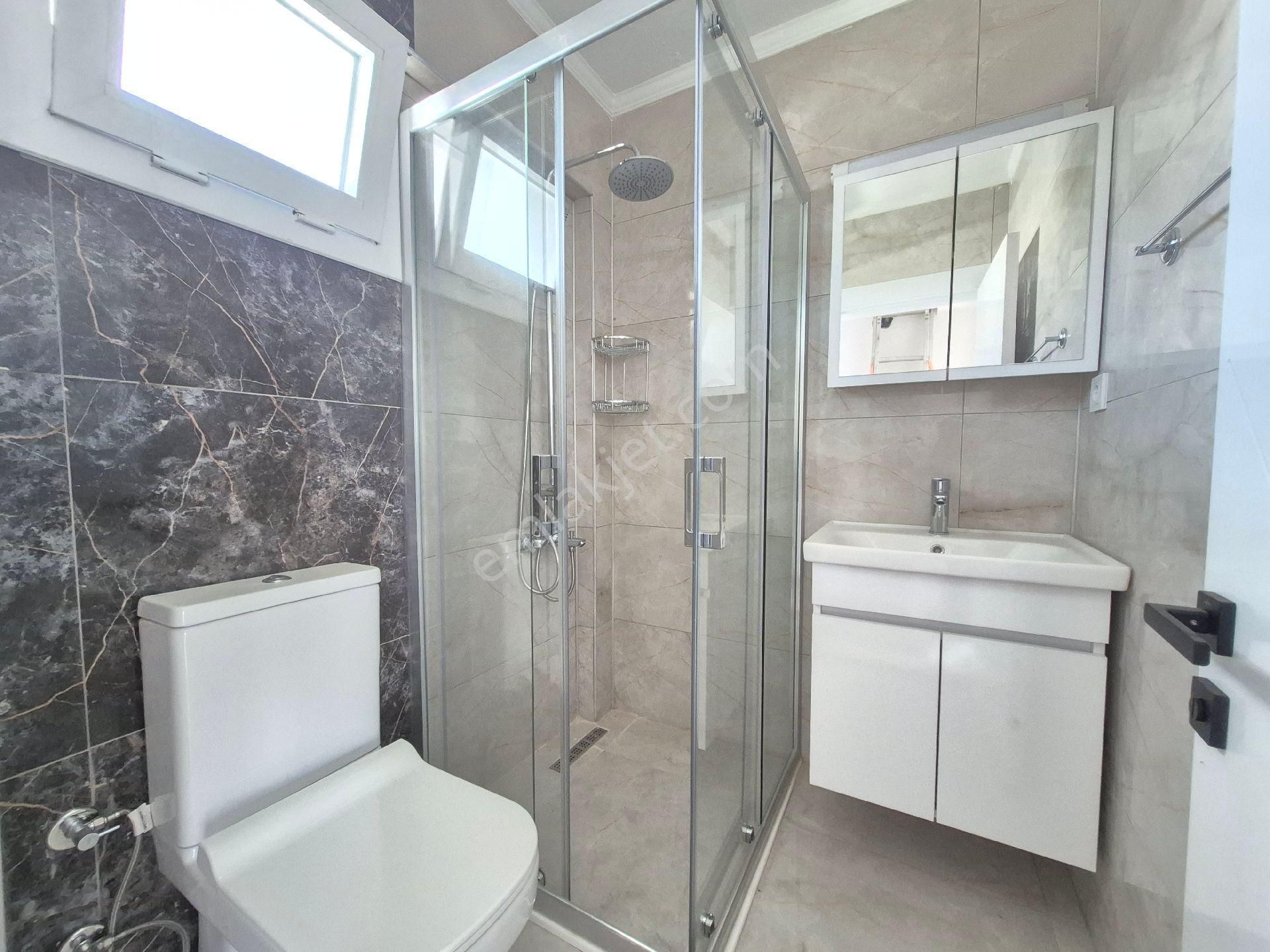 Kuşadası Kadınlar Denizi Mahallesi 3+1 - Görsel 11