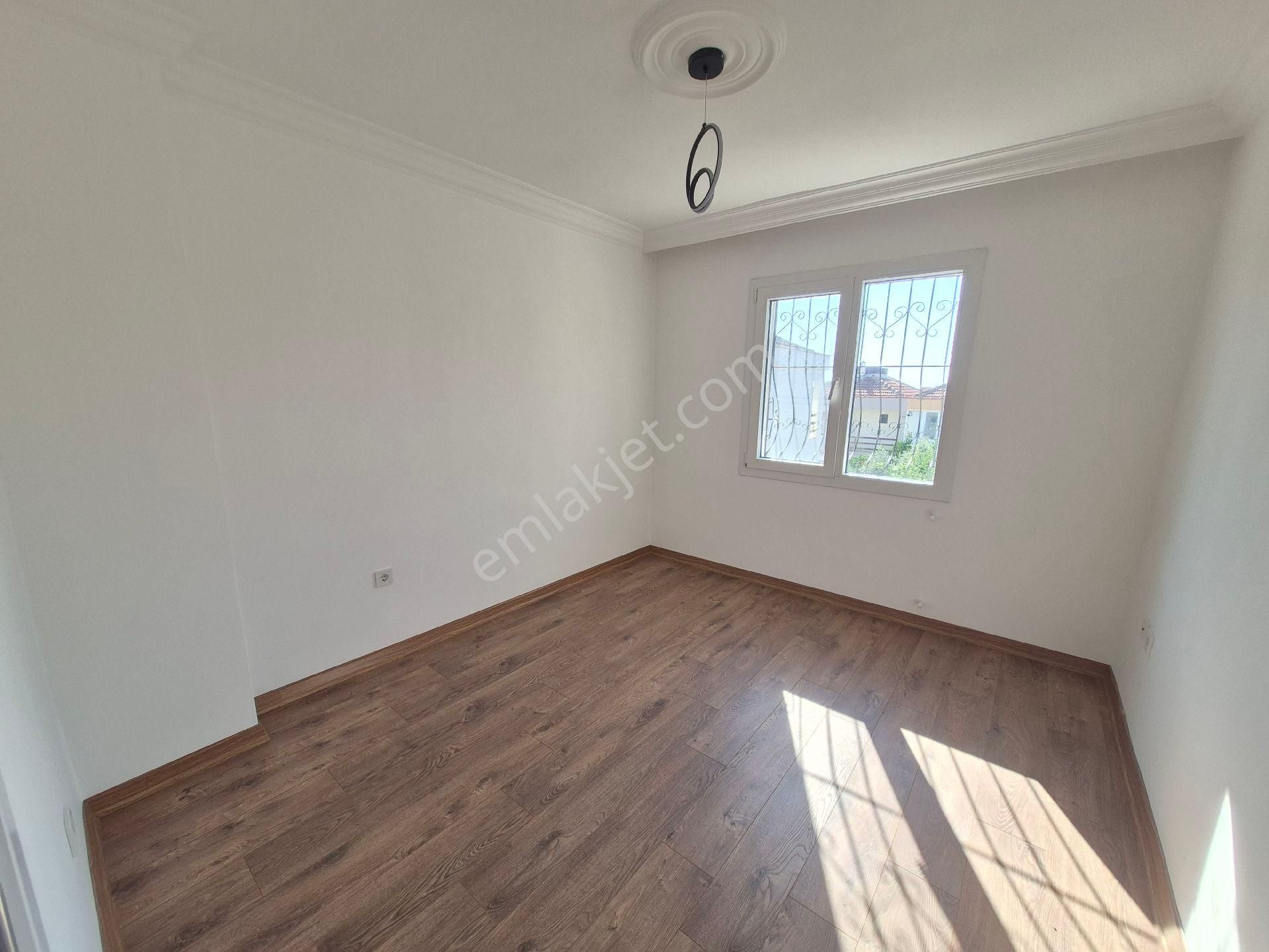 Kuşadası Kadınlar Denizi Mahallesi 3+1 - Görsel 16