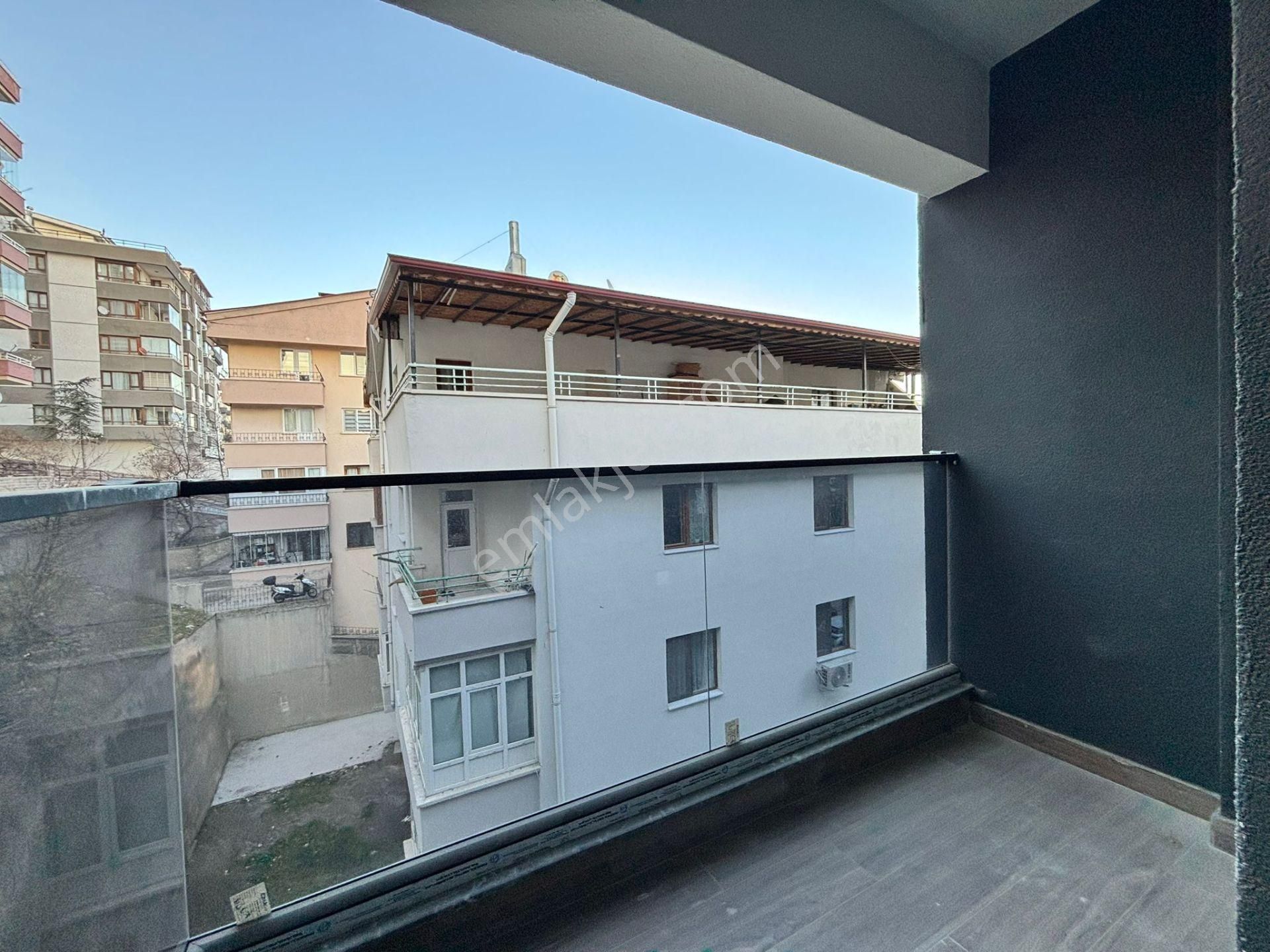 Alaçatı Premıum'dan Cadde Üzeri*2+1*90 M2*sıfır Daire* - Görsel 13