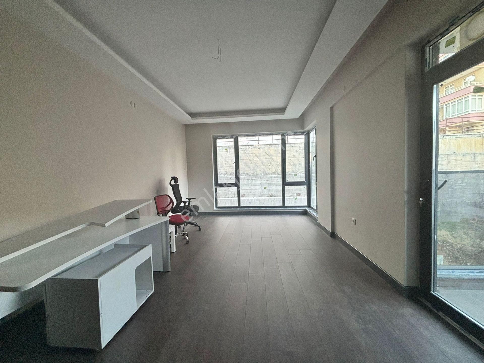 Alaçatı Premıum'dan Cadde Üzeri*2+1*90 M2*sıfır Daire* - Görsel 6