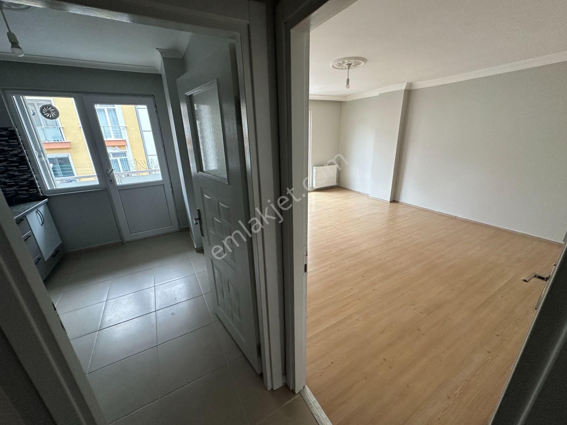 Remax Sancaktepe Fatih Mah Ara Kat Satılık 2+1 Daire - Görsel 9