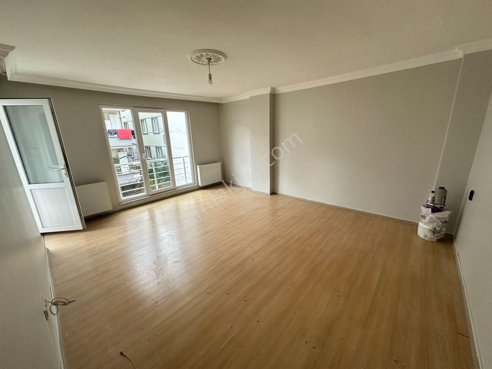 Remax Sancaktepe Fatih Mah Ara Kat Satılık 2+1 Daire - Görsel 2