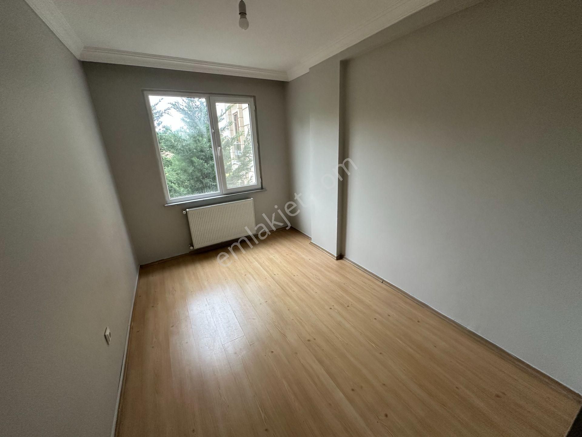 Remax Sancaktepe Fatih Mah Ara Kat Satılık 2+1 Daire - Görsel 12