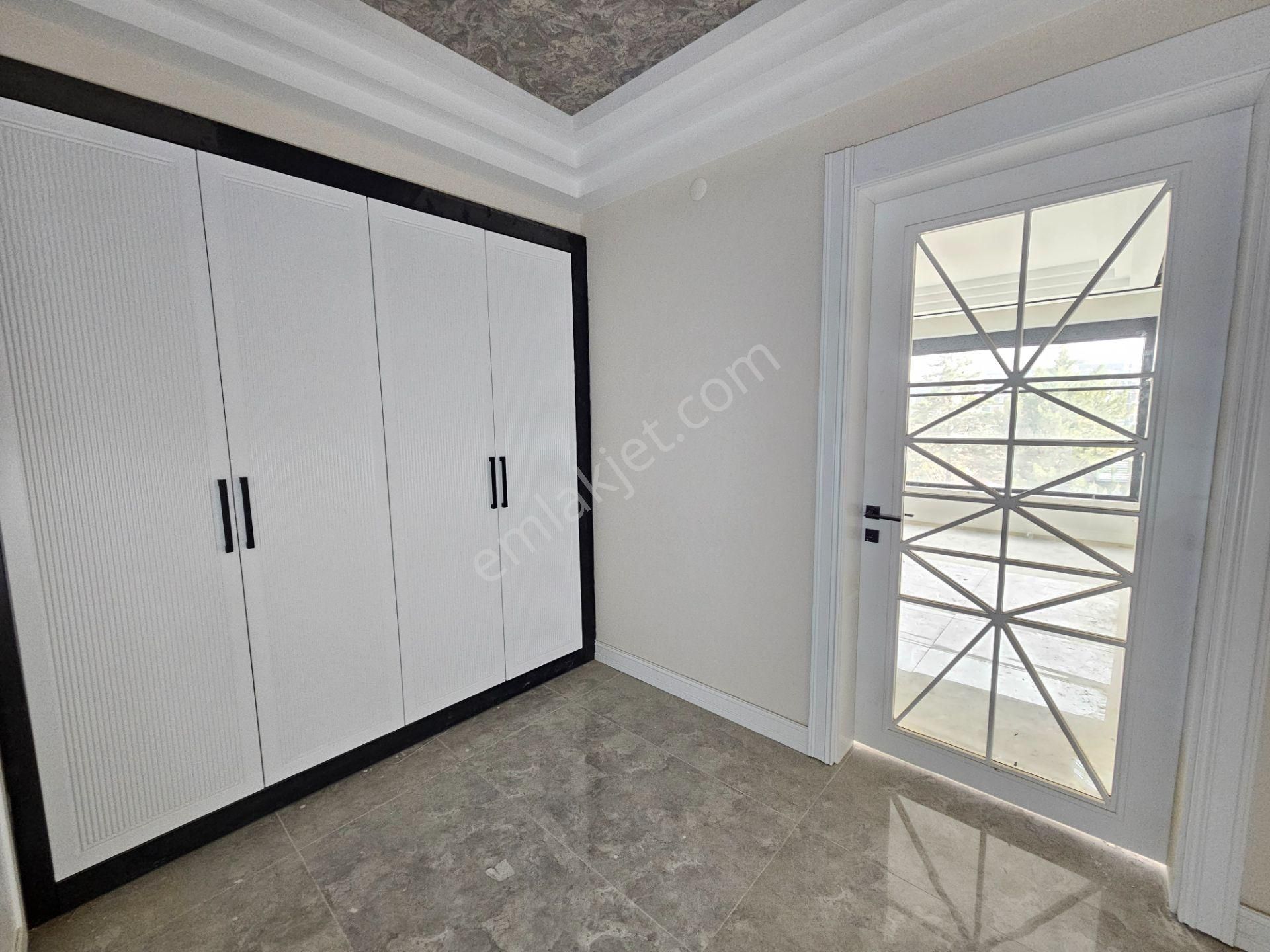 Alavardı Mahallesinde Lüx 3+1 Site İçerisinde Kapalı Otoparklı Satılık Sıfır Daireler - Görsel 44