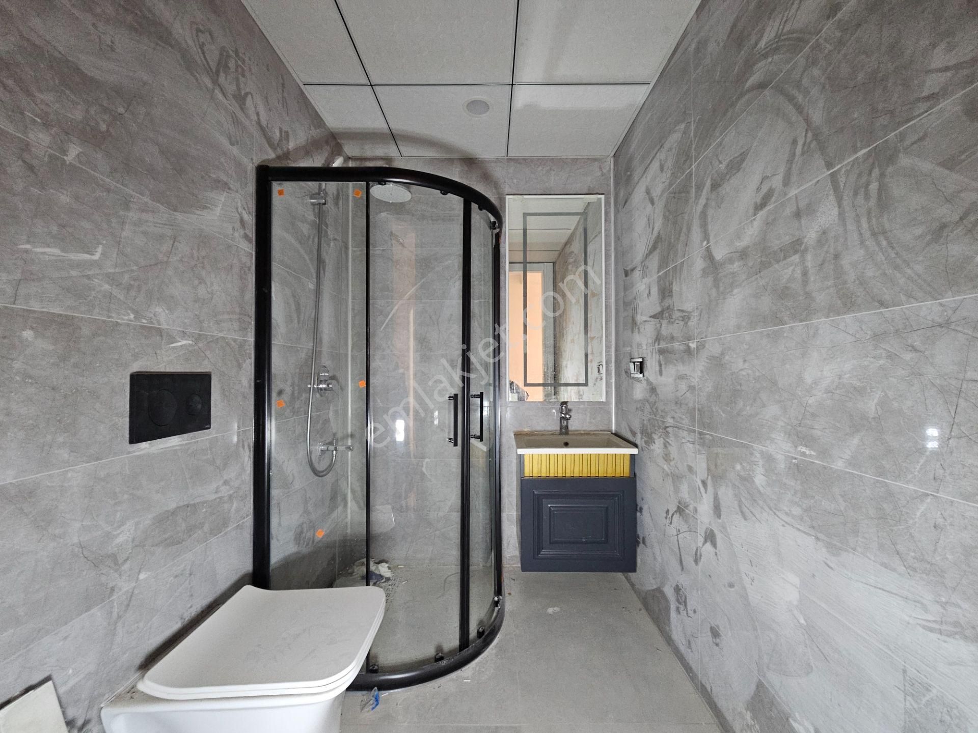 Alavardı Mahallesinde Lüx 3+1 Site İçerisinde Kapalı Otoparklı Satılık Sıfır Daireler - Görsel 8