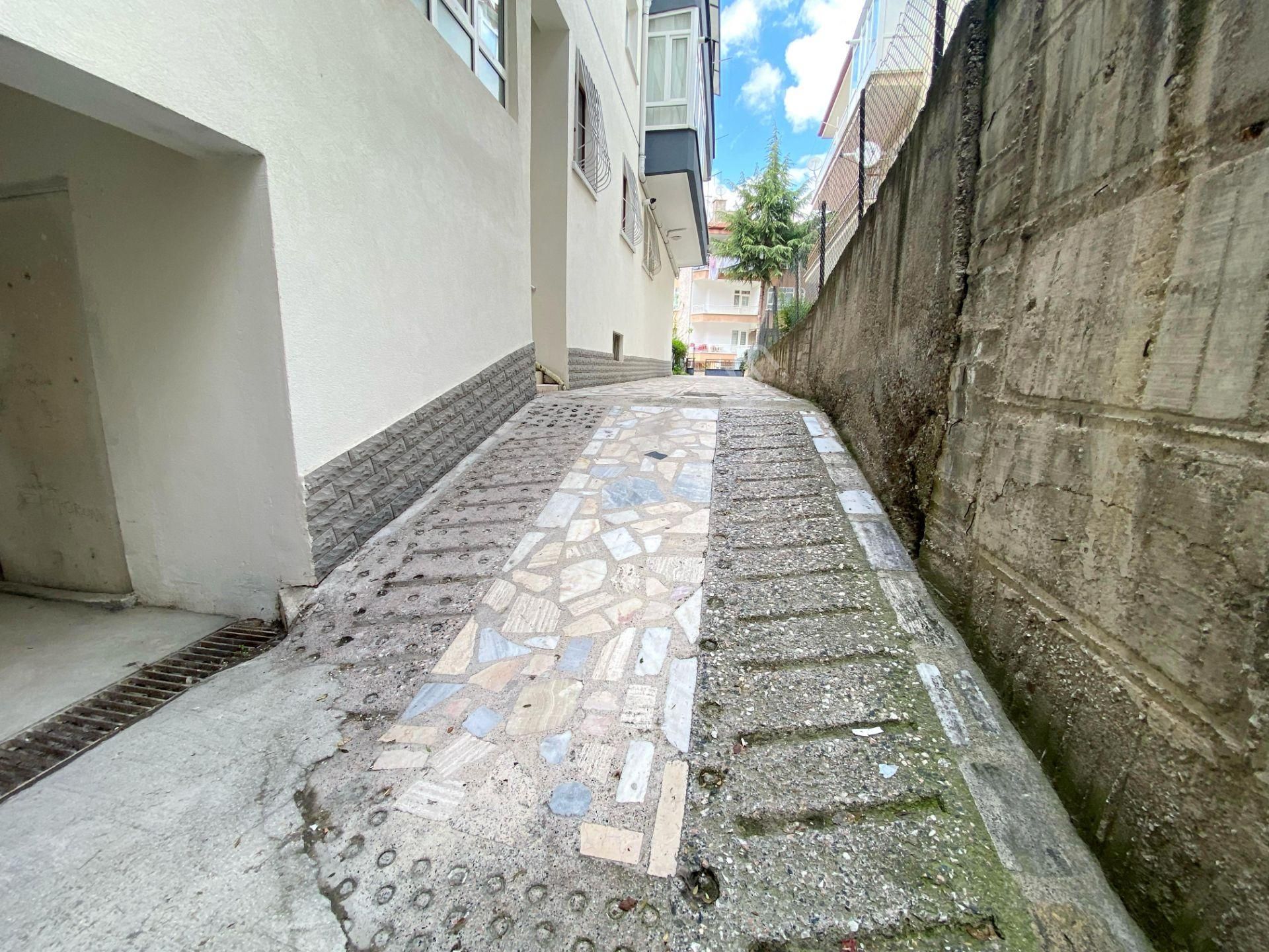 Uzman Emlak'dan İncirli Mh'de Katta Isı Yalıtımlı,full Yapılı,bağımsız 3+1 Daire - Görsel 32