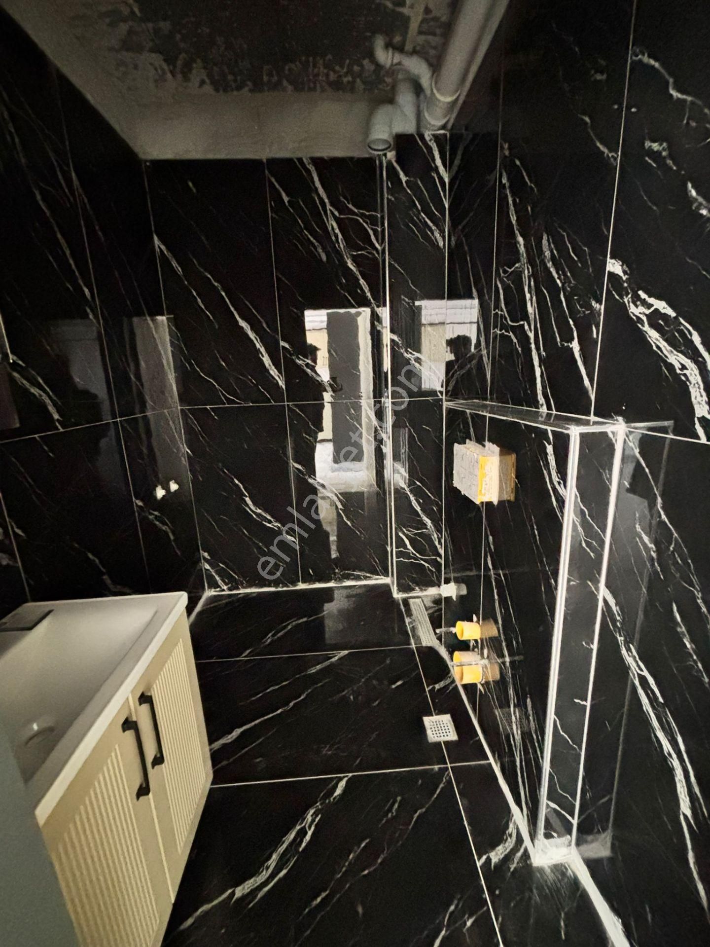 Alaçatı Premium'dan Ana Cadde Üzeri Sıfır 1+1 Lüx Daire - Görsel 15