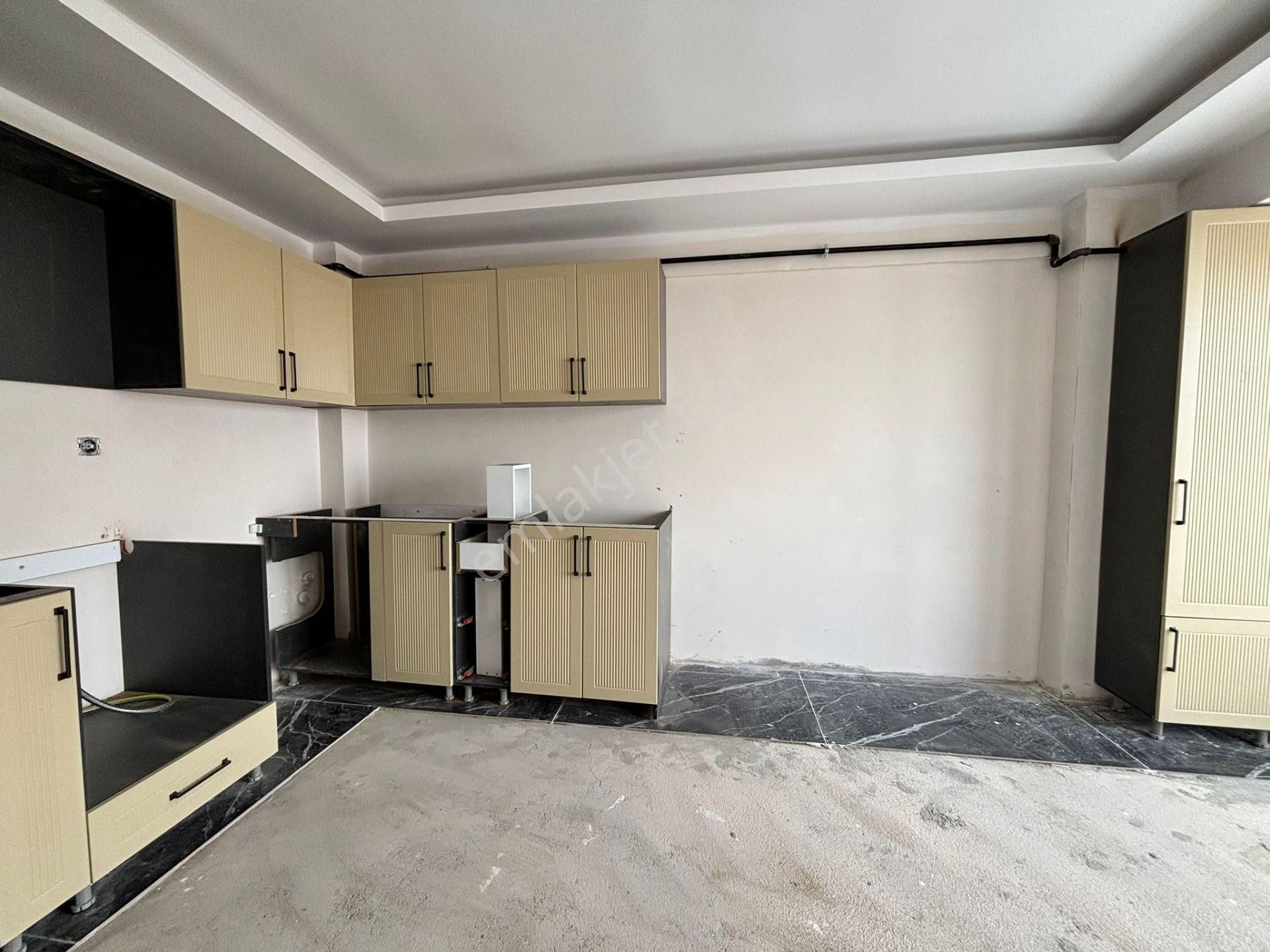 Alaçatı Premium'dan Ana Cadde Üzeri Sıfır 1+1 Lüx Daire - Görsel 5