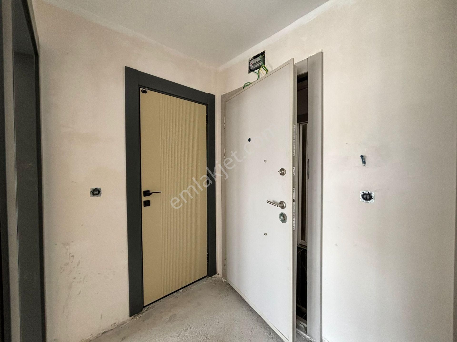 Alaçatı Premium'dan Ana Cadde Üzeri Sıfır 1+1 Lüx Daire - Görsel 17