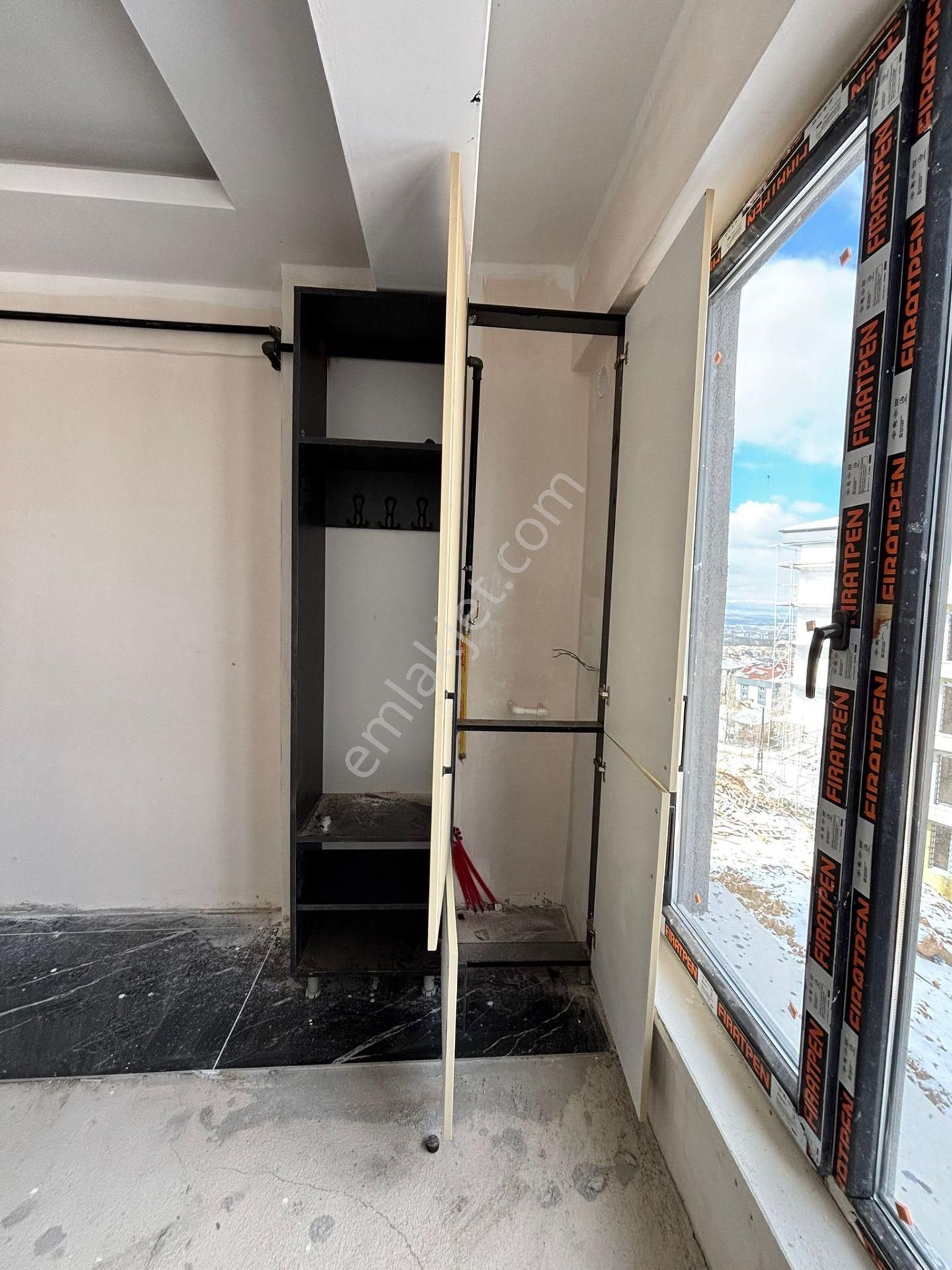 Alaçatı Premium'dan Ana Cadde Üzeri Sıfır 1+1 Lüx Daire - Görsel 8