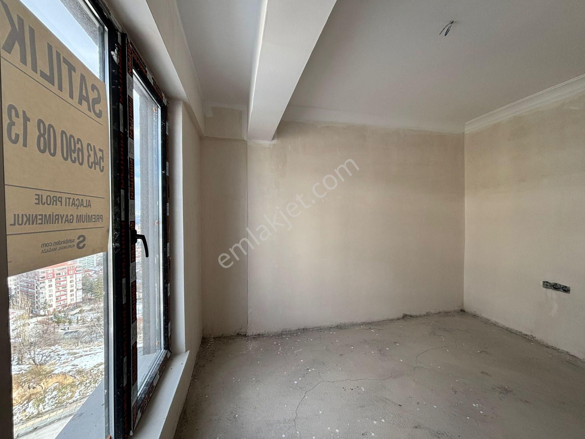 Alaçatı Premium'dan Ana Cadde Üzeri Sıfır 1+1 Lüx Daire - Görsel 13