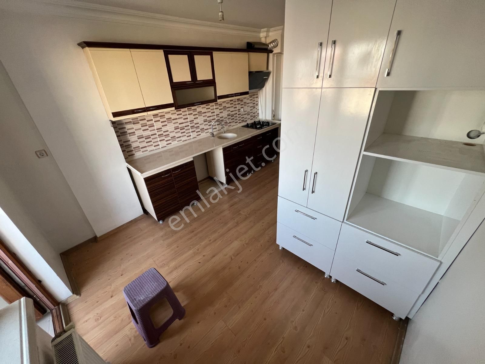 Yayla Merkezi Konumda Katta Yapılı Geniş M2 Fırsat!!!! - Görsel 8