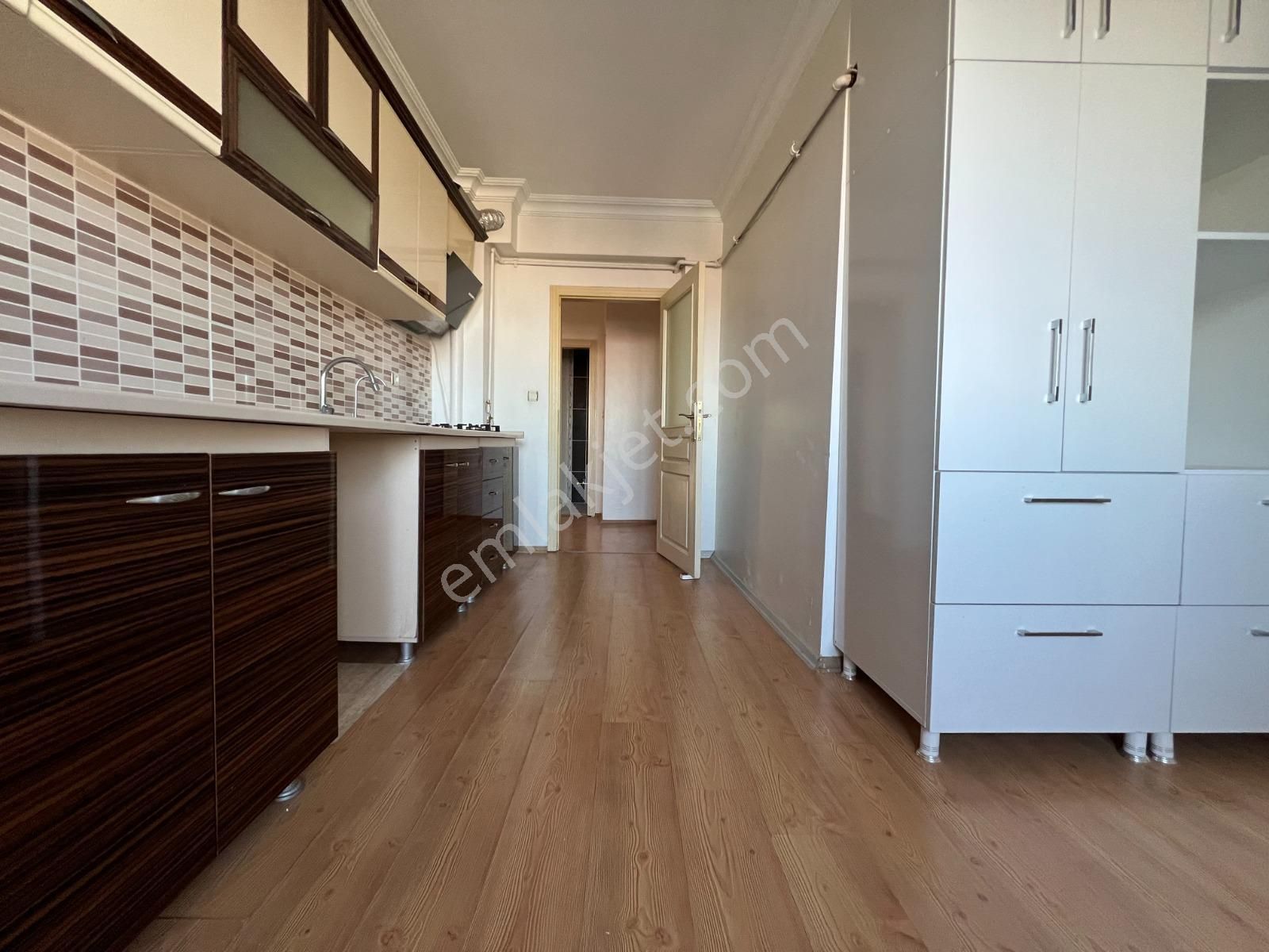 Yayla Merkezi Konumda Katta Yapılı Geniş M2 Fırsat!!!! - Görsel 7