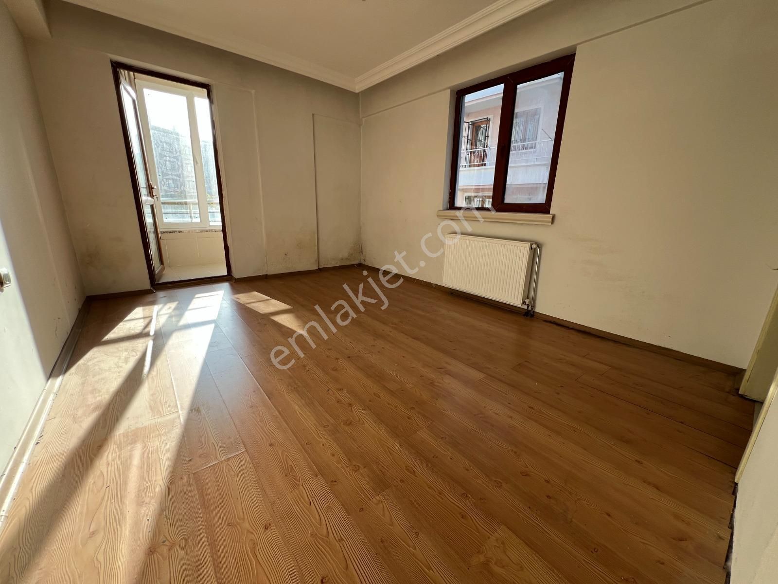 Yayla Merkezi Konumda Katta Yapılı Geniş M2 Fırsat!!!!