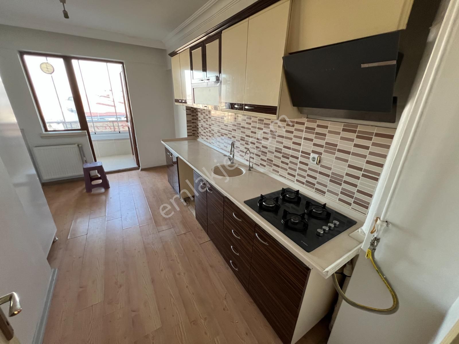 Yayla Merkezi Konumda Katta Yapılı Geniş M2 Fırsat!!!! - Görsel 6