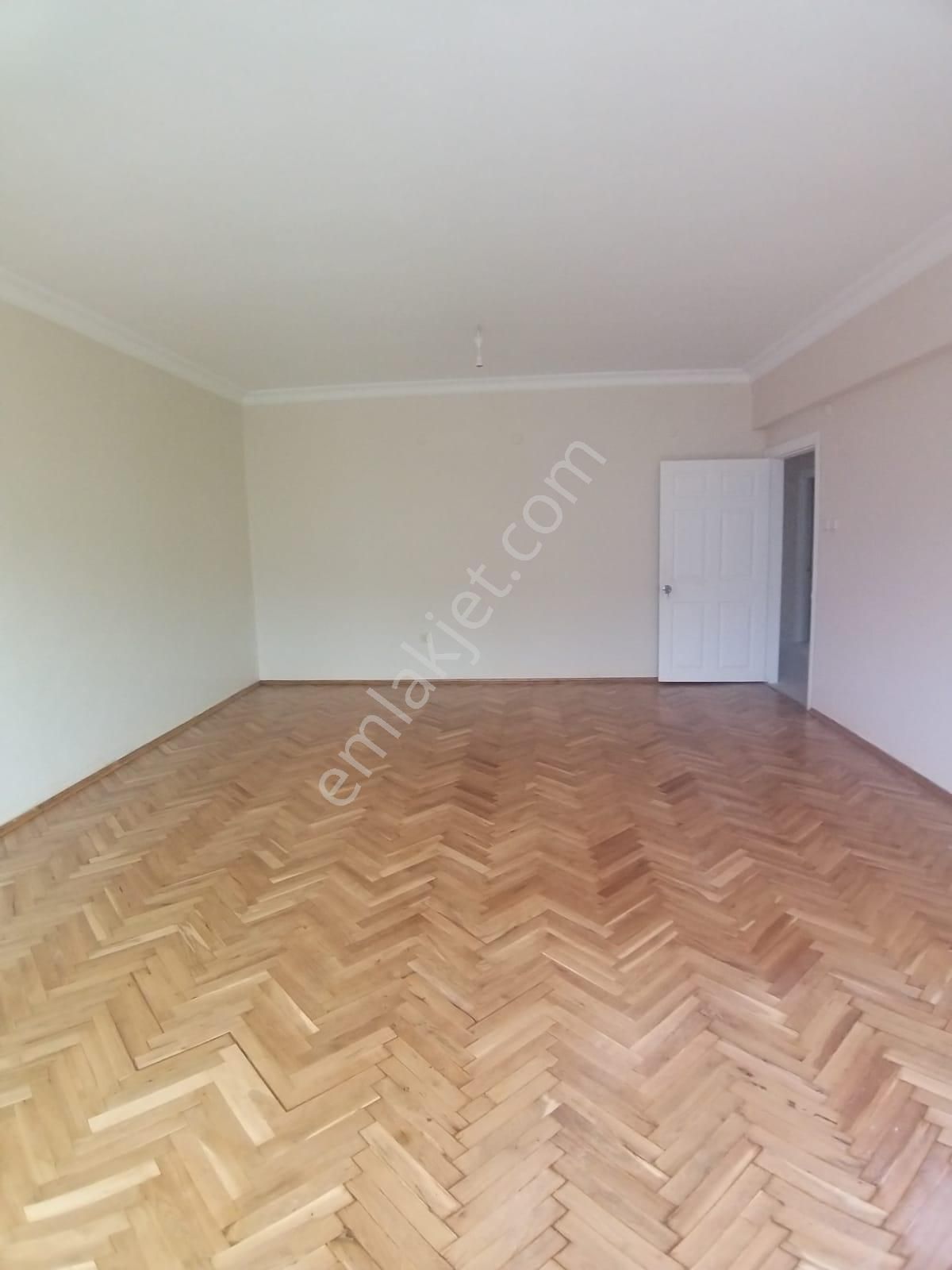 Beylikdüzü Metrobüse 10 Dk Yürüme Mesafesinde Satılık 3+1 Daire - Görsel 13