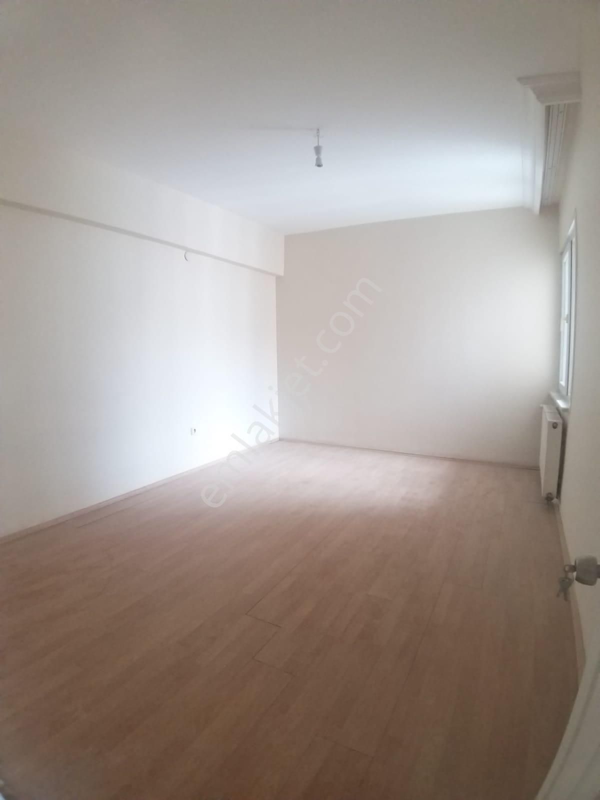 Beylikdüzü Metrobüse 10 Dk Yürüme Mesafesinde Satılık 3+1 Daire - Görsel 17