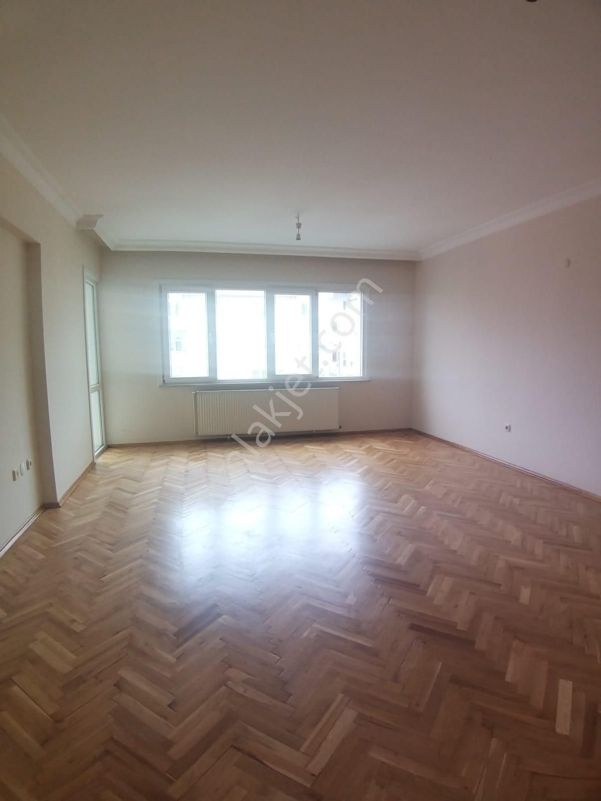 Beylikdüzü Metrobüse 10 Dk Yürüme Mesafesinde Satılık 3+1 Daire - Görsel 10