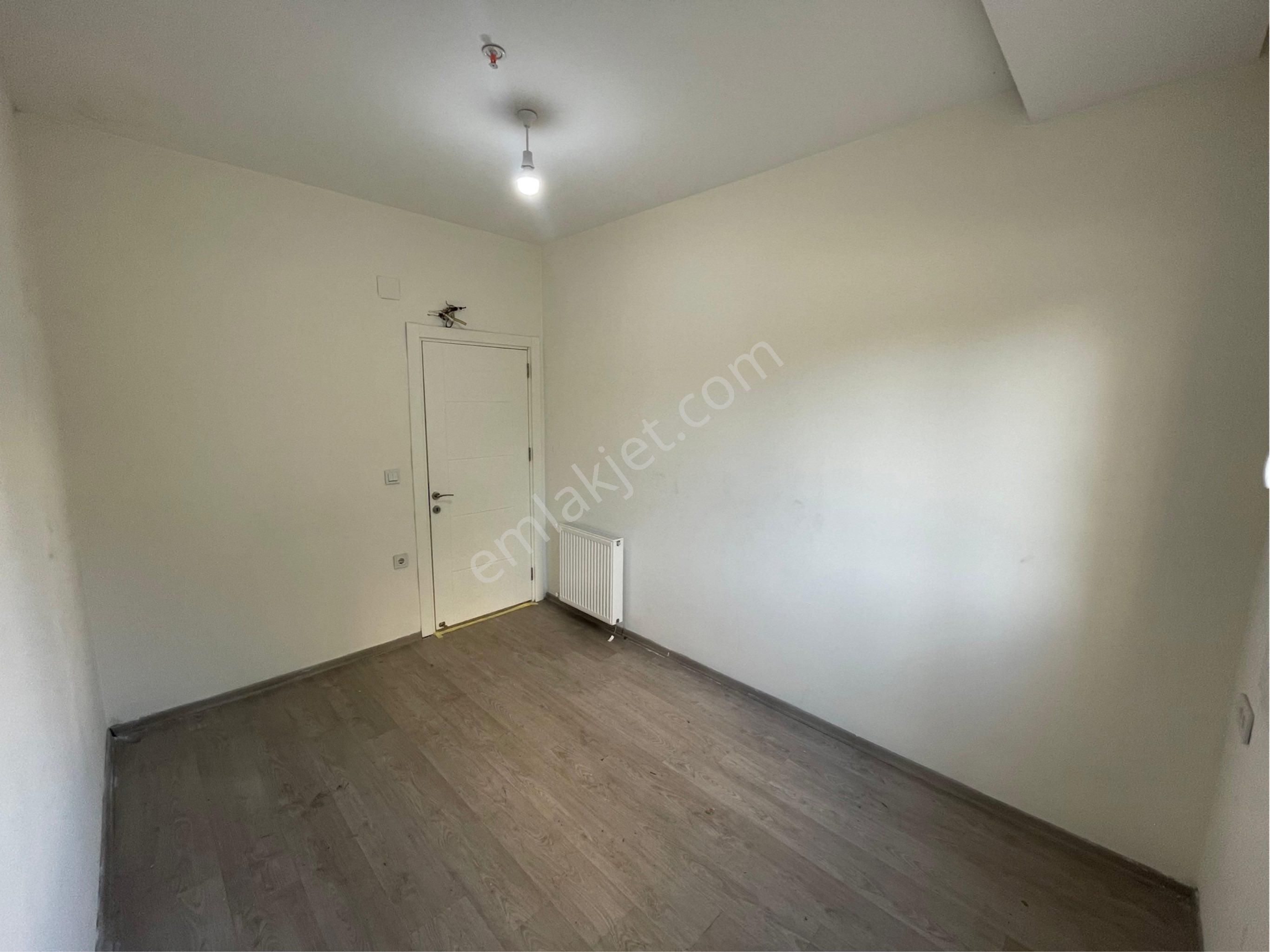 Türkmenbaşı Bulvarına Yakın Havuzlu Parkeli Geniş 3+1 Fırsat Daire - Görsel 21