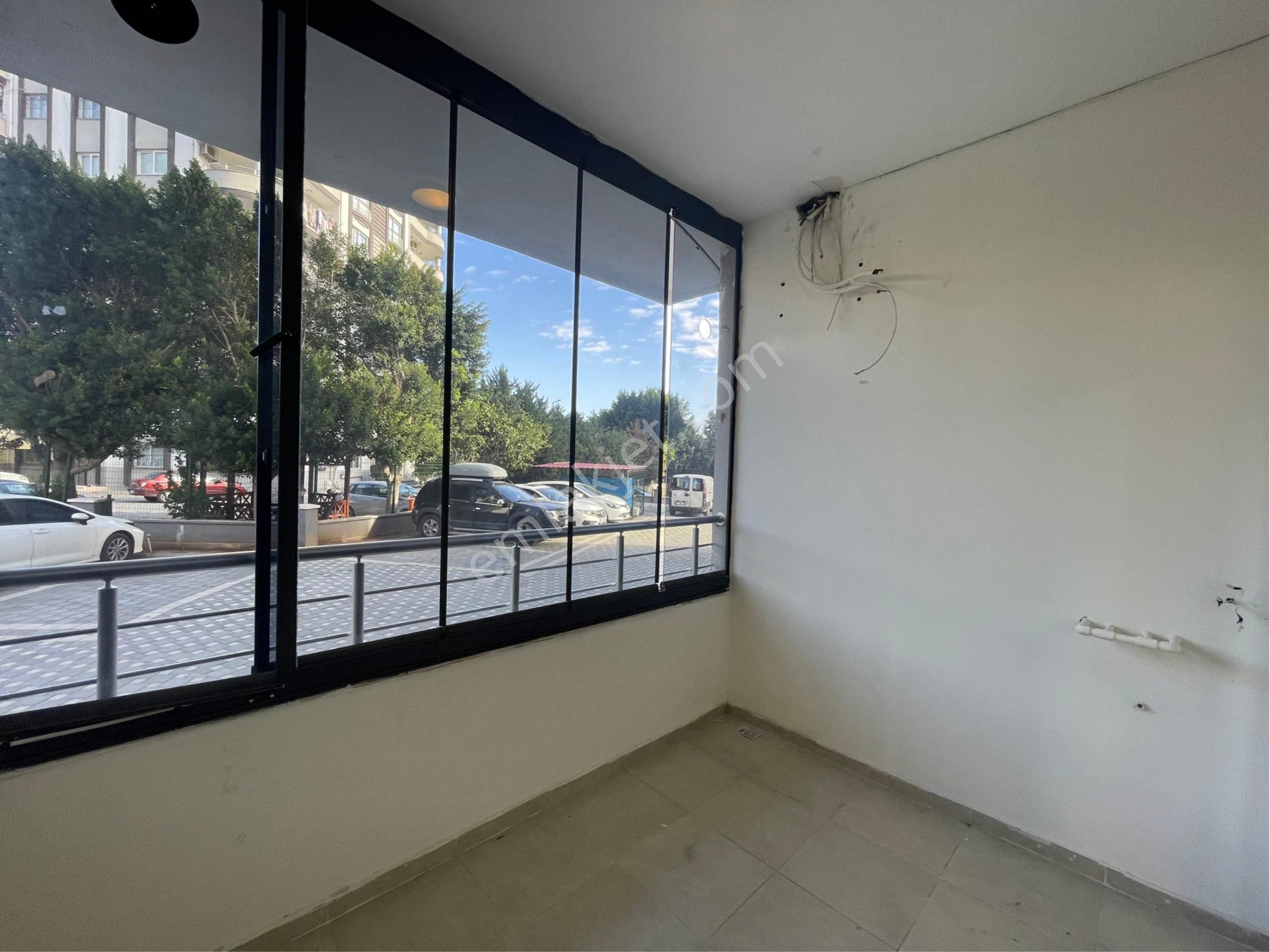 Türkmenbaşı Bulvarına Yakın Havuzlu Parkeli Geniş 3+1 Fırsat Daire - Görsel 20