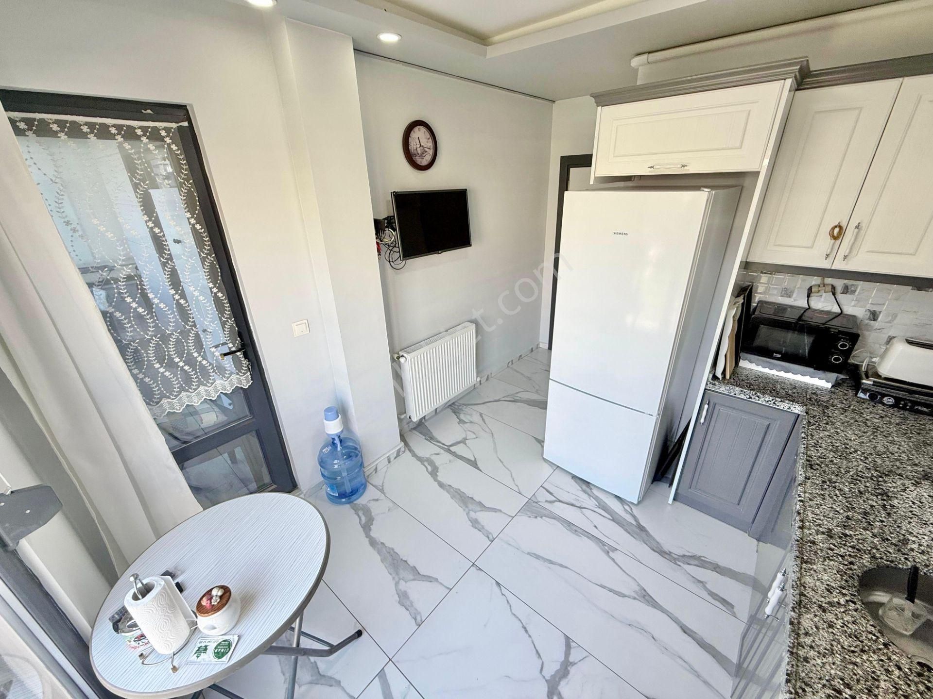⭐ay Emlaktan⭐altınkum Pazar Pazarında Denize 300 Mt Ön Cephe Arakat Ayrı Mutfak Satılık 2+1 Daire - Görsel 10