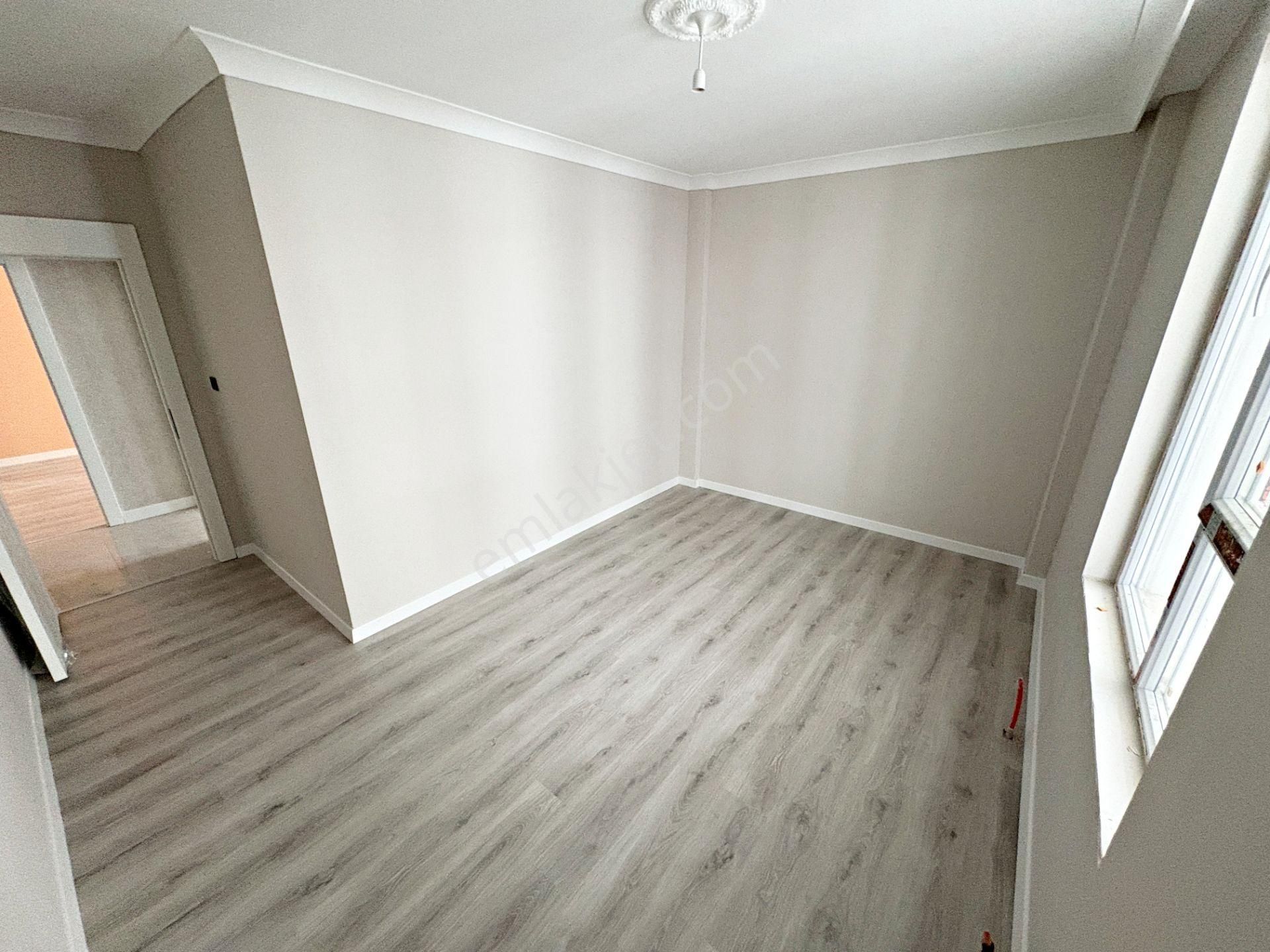 3+1 3.kat Ayvalı Merkezde Sıfır Geniş Oturum E.banyo Asansör - Görsel 19