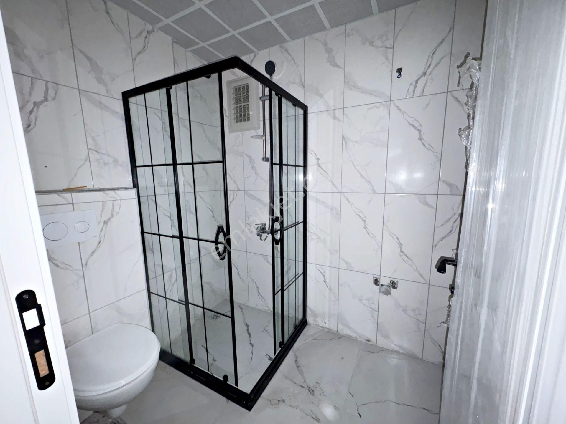 3+1 3.kat Ayvalı Merkezde Sıfır Geniş Oturum E.banyo Asansör - Görsel 29